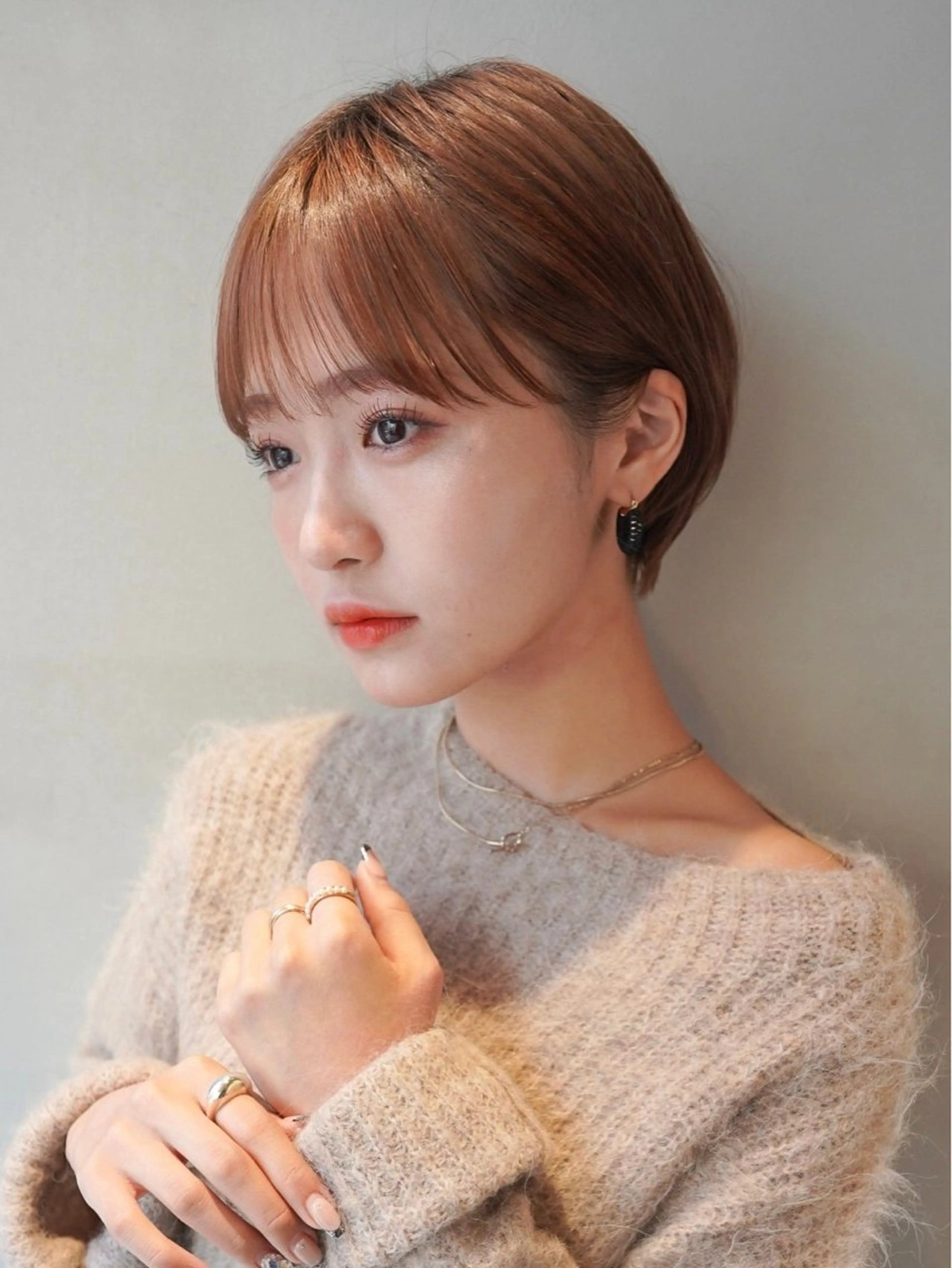 ショート カラー カット ヘアカラー トリートメント effect横浜所属・切りっぱなしボブ/ 艶カラー/綾莉のヘアスタイル