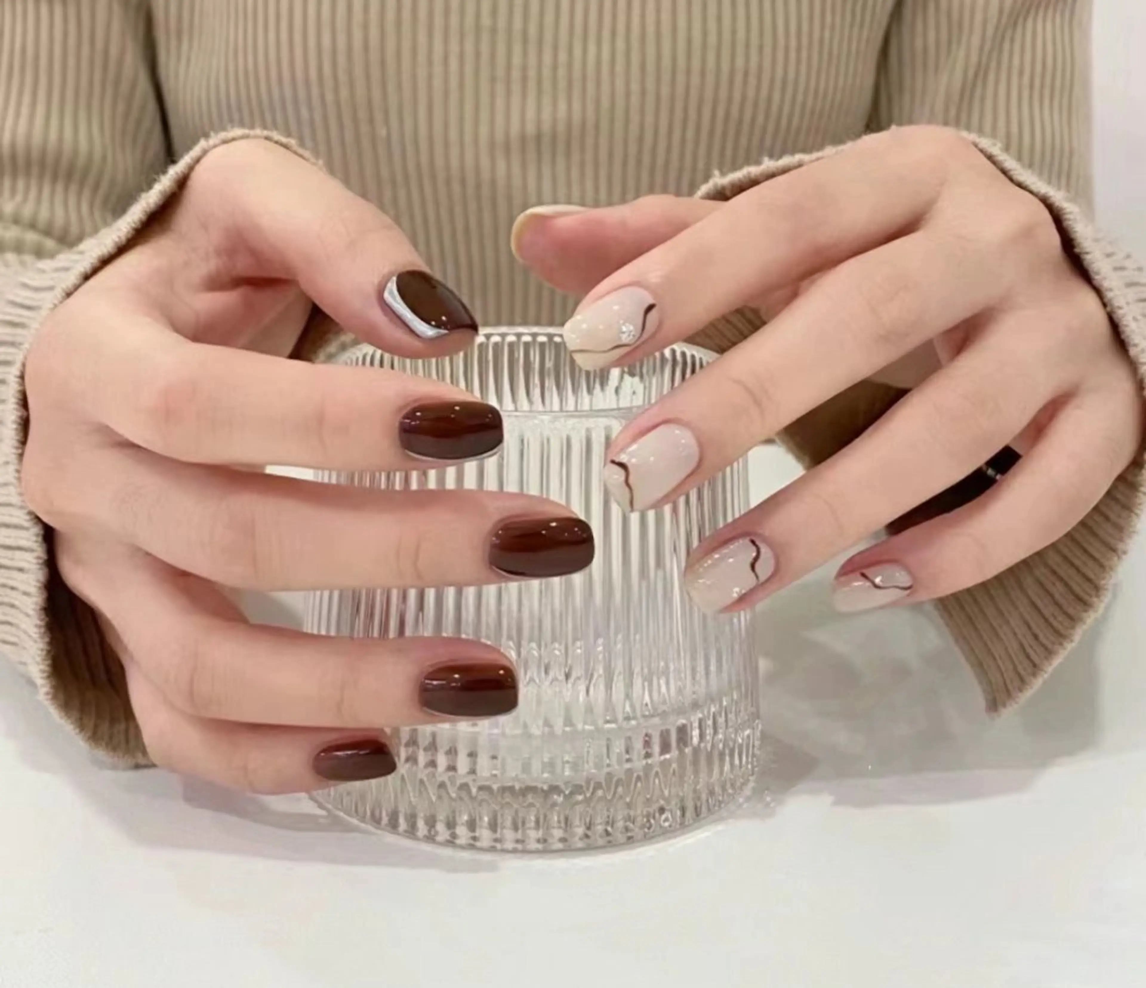 ネイル 水野 小雪のネイルデザイン