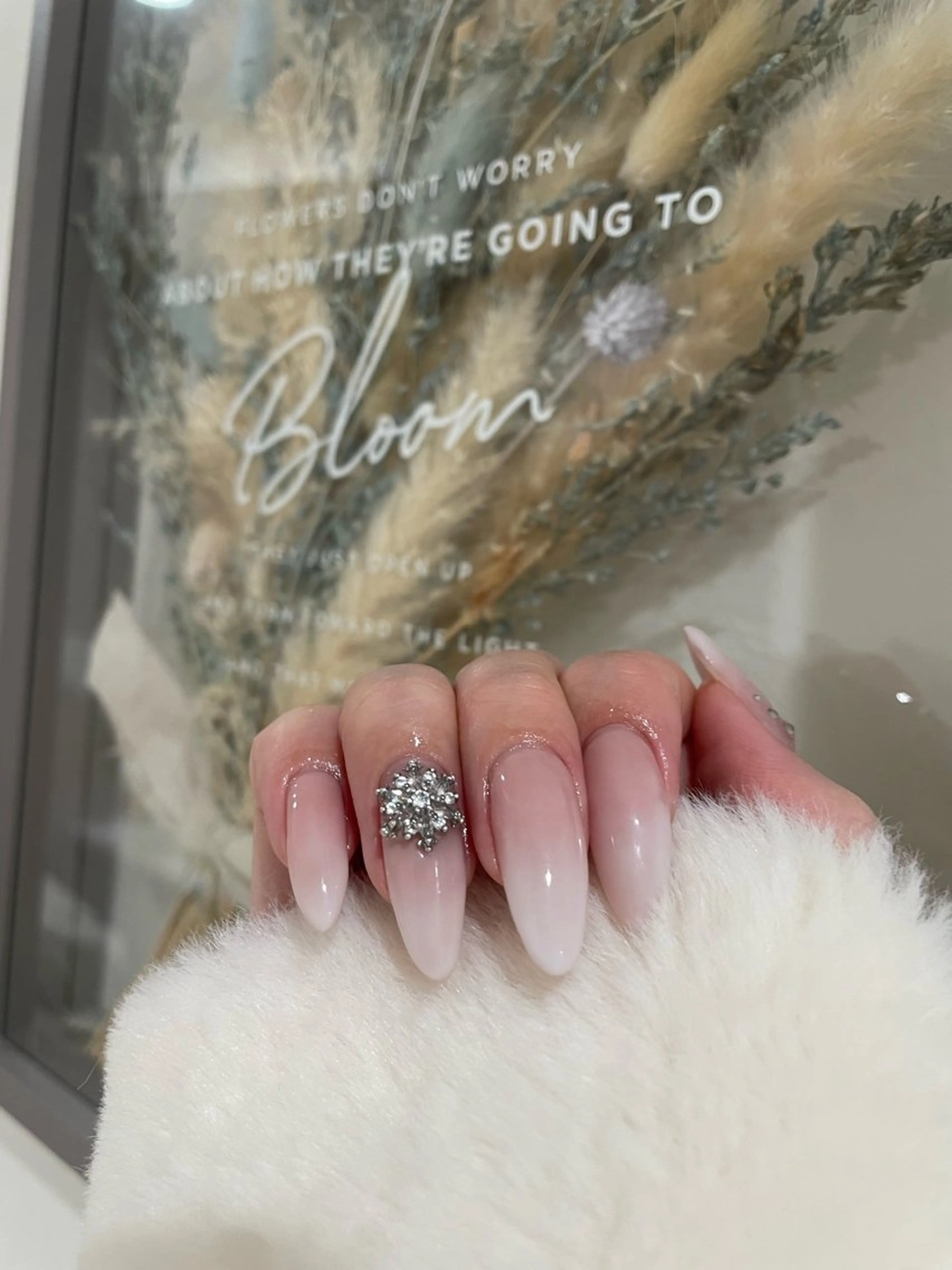 ネイル Nail  Salon Sherinal所属・イシカネ ＊°.のネイルデザイン