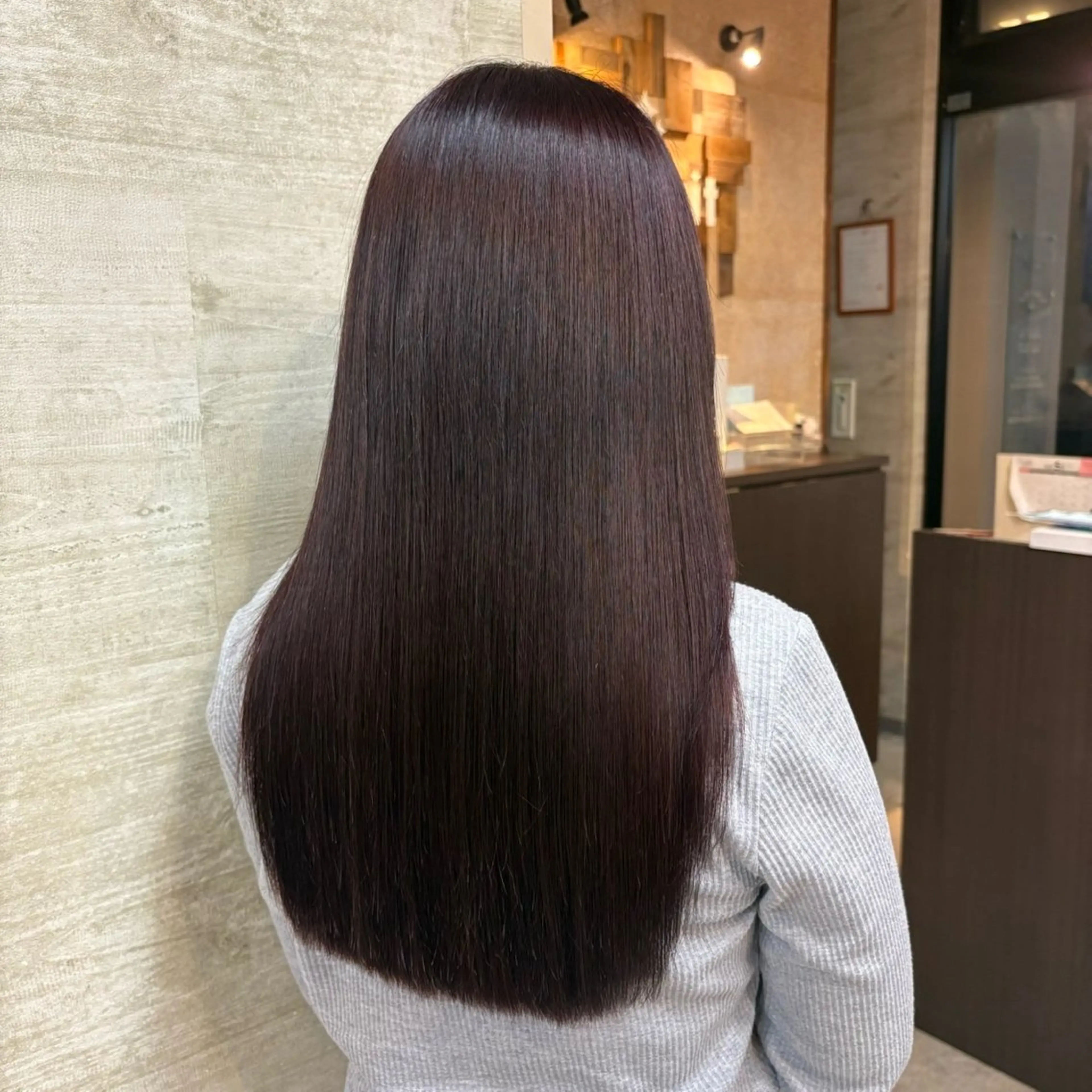 💜湘南台駅💜ワンカラー／トリートメント付き【なりたい自分へ】✨肩下限定✨の写真