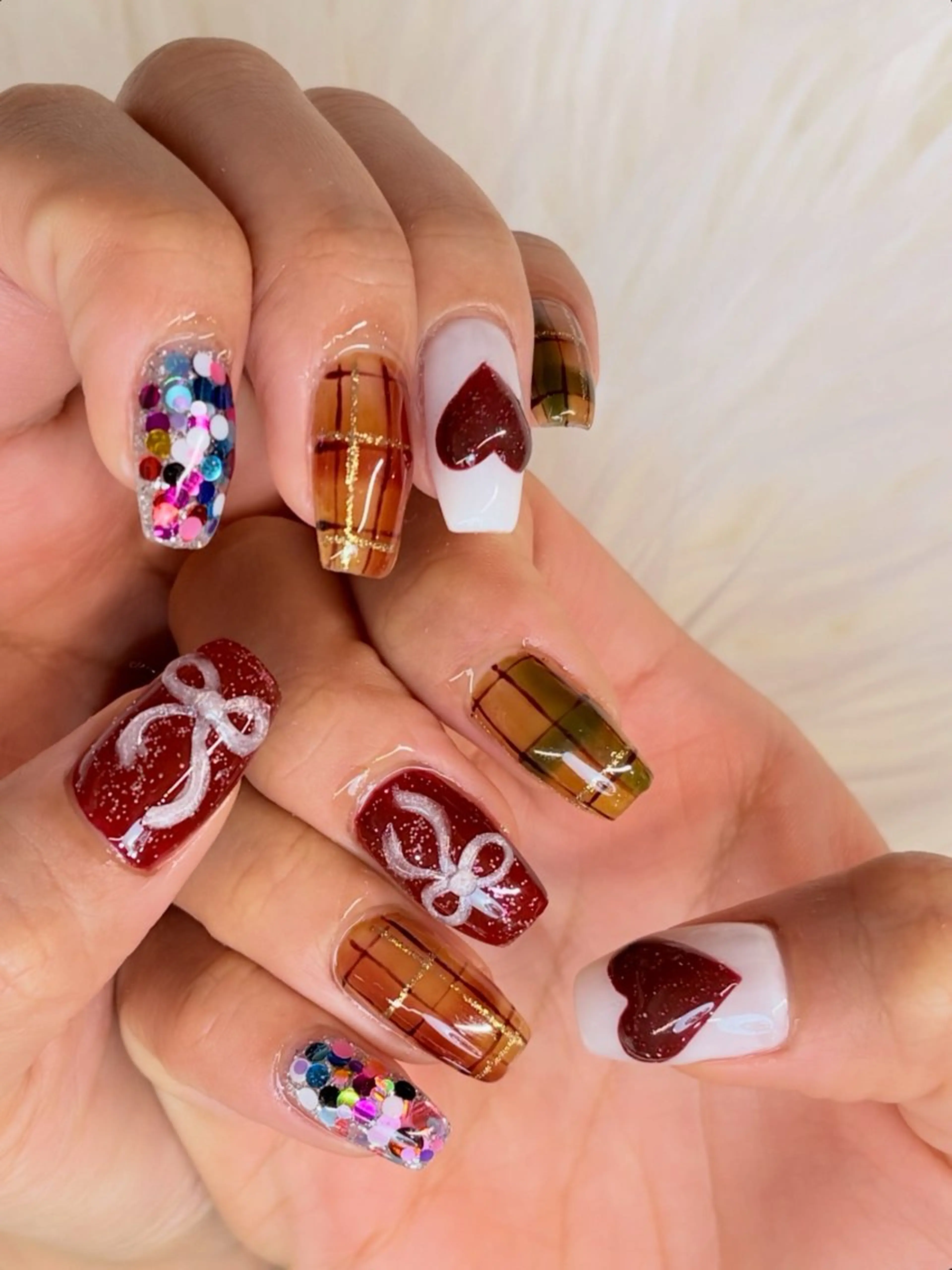 ネイル ハート ぷっくりネイル リボン Nail ameria megu所属・ameria meguのネイルデザイン