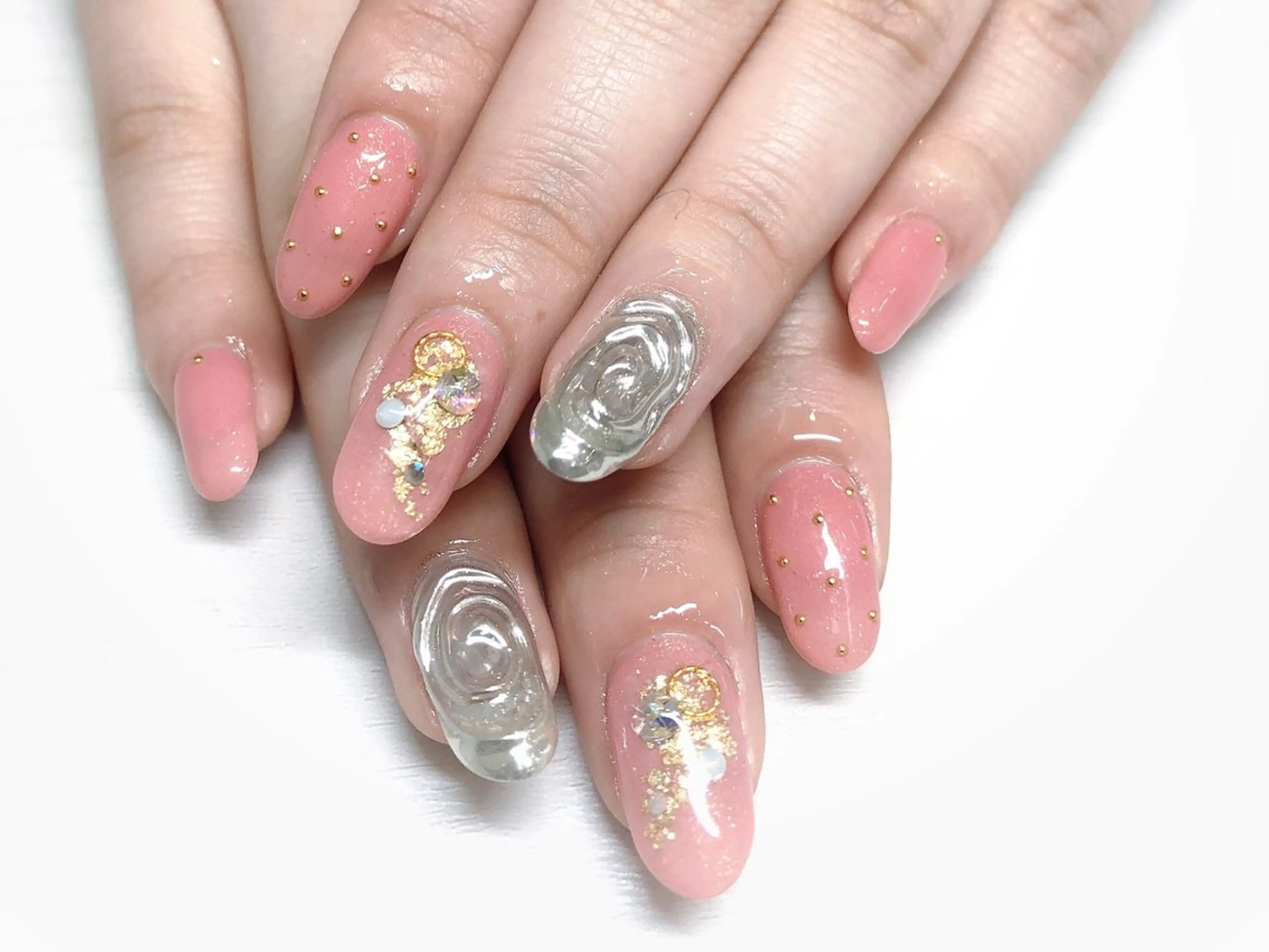 ネイル 後藤 由梨恵のネイルデザイン