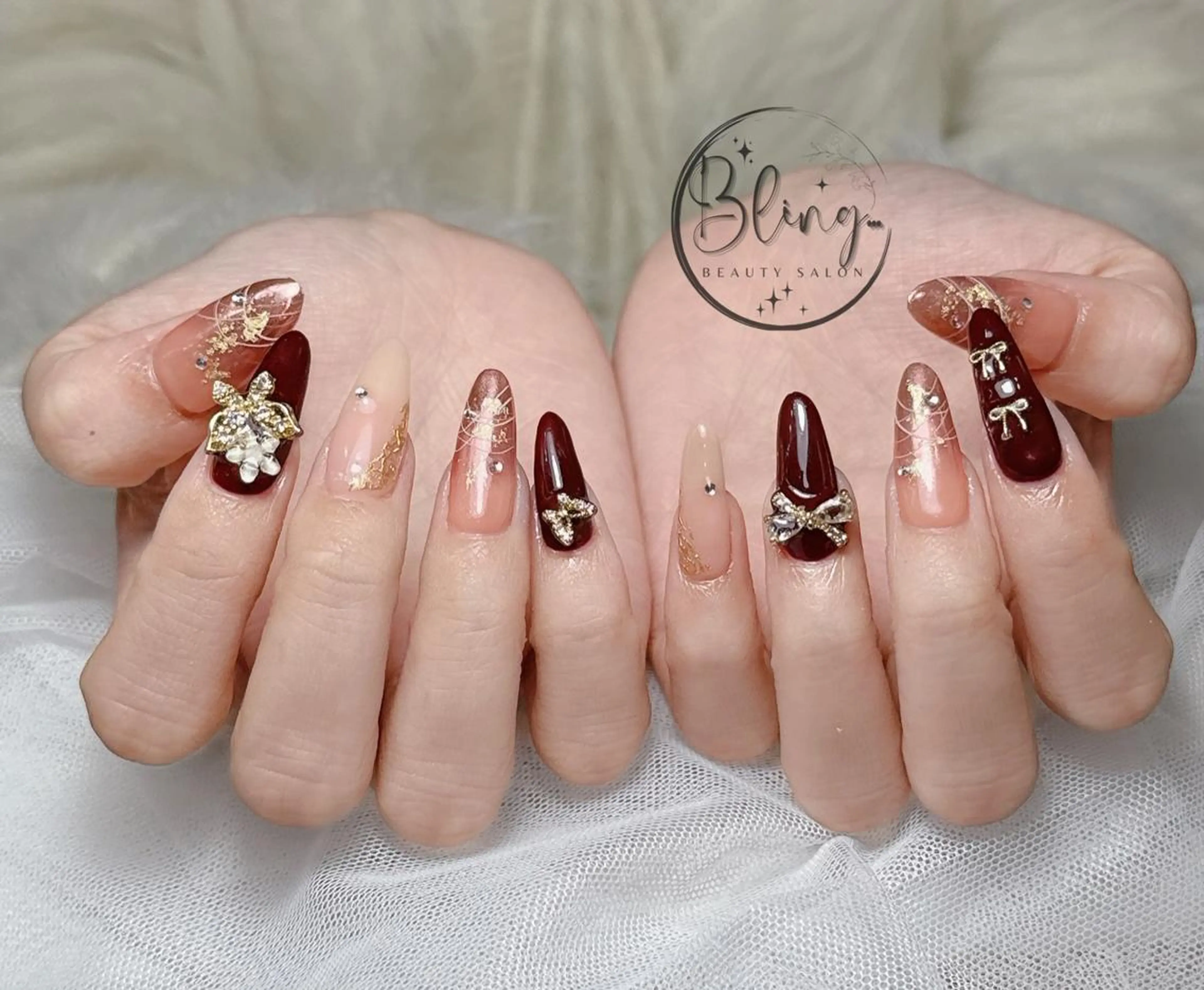 ロング 韓国風ヘア ハンドネイル Bling Salonのネイルデザイン