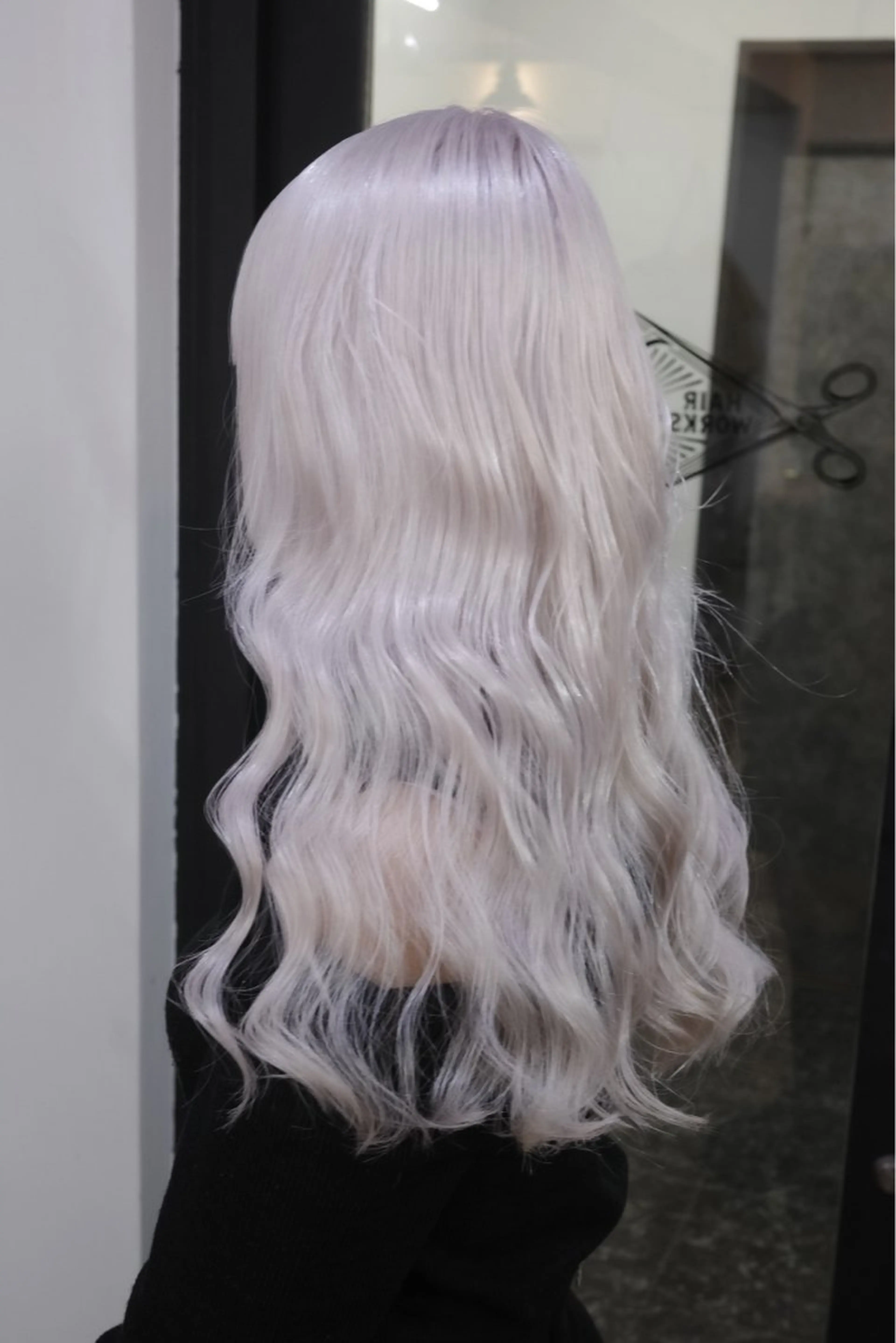 セミロング カラー ヘアカラー ハイトーンカラー ⭐️NAZUNAのヘアスタイル