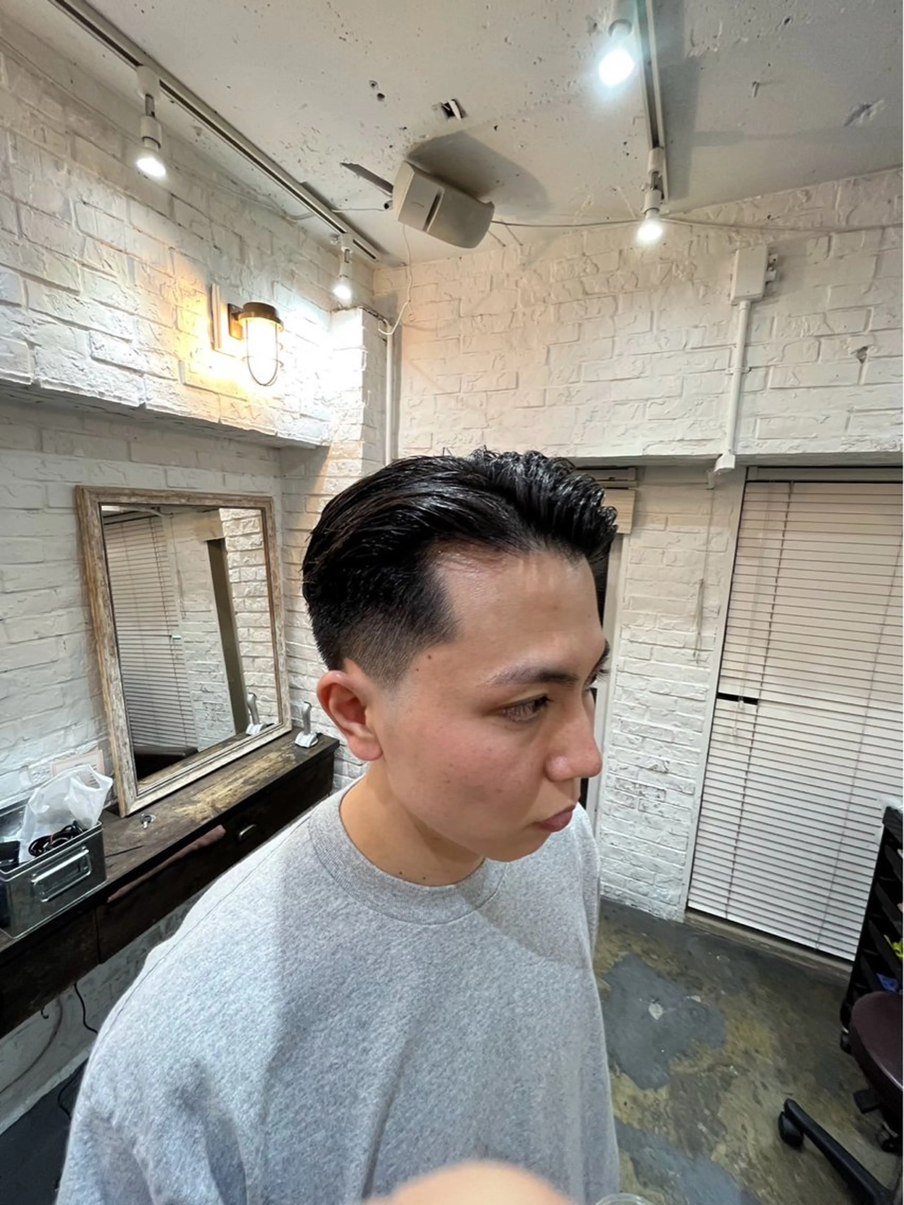 ショート メンズ センターパート ダウンパーマ フェードカット メンズハイライト メンズパーマ カット トリートメント 💈メンズ特化💈 TASUKUのヘアスタイル