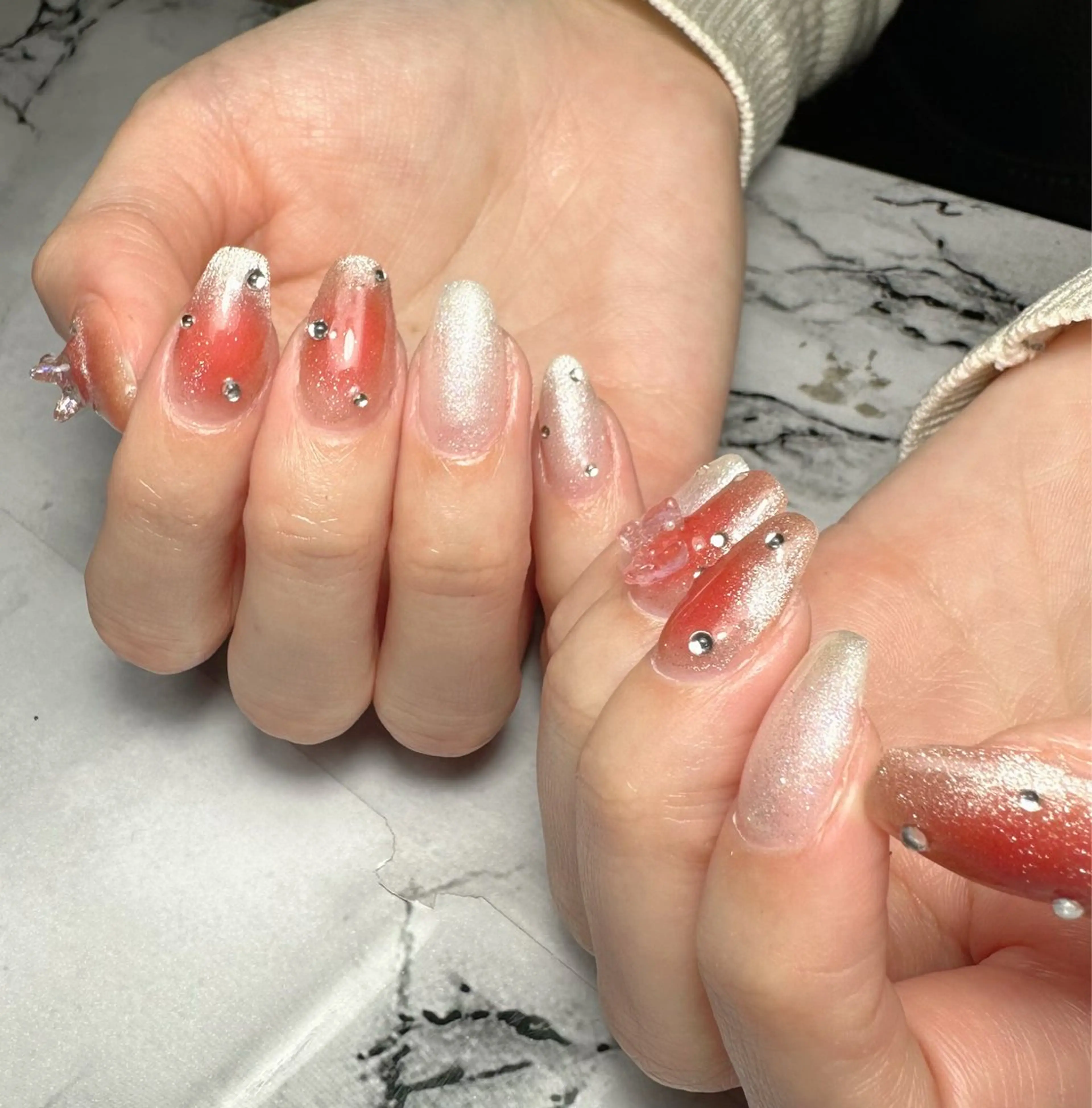 ネイル 新山 聖のネイルデザイン