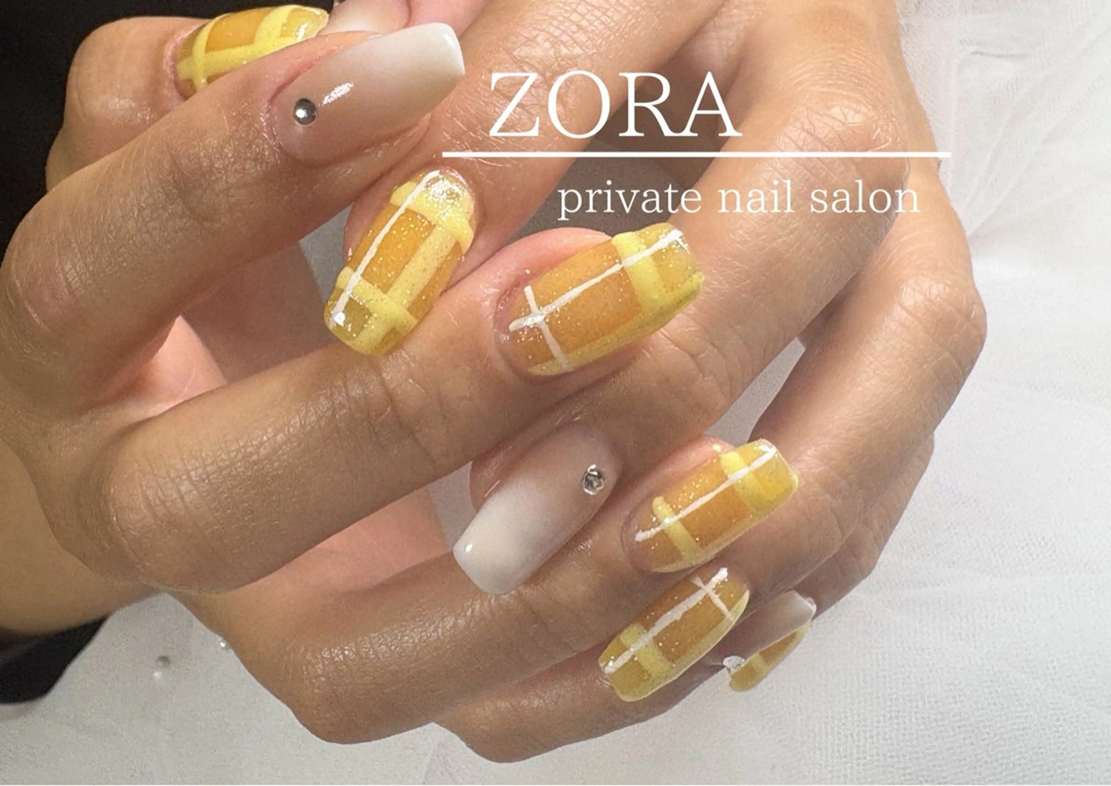 ネイル ハンドネイル ZORA yuのネイルデザイン