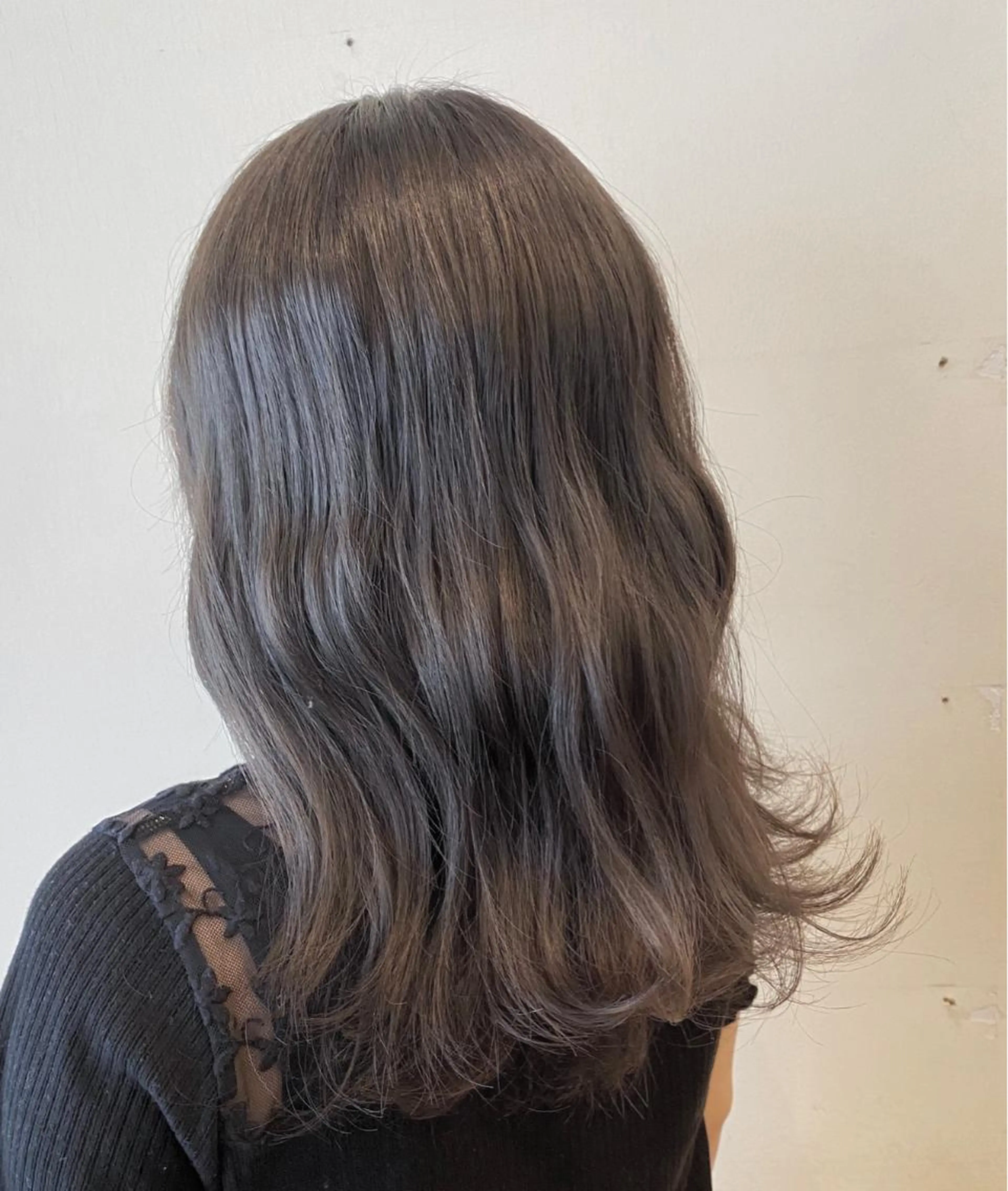 【黒染めなし🙅‍♀️】🤍🖤トーンダウン(暗髪)カラー🖤🤍＋レブリン酸トリートメントの写真