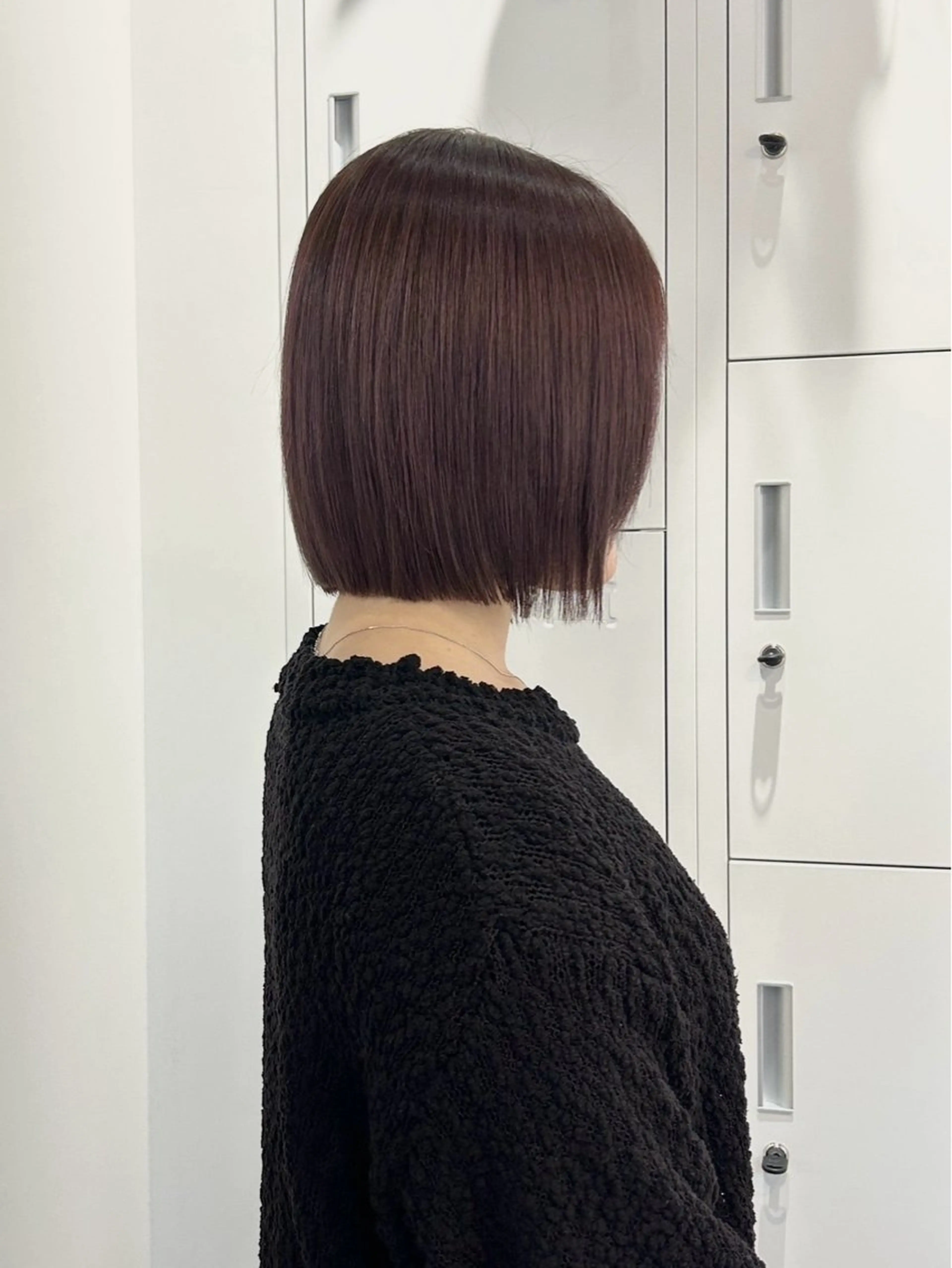 ショート カラー ボルドーカラー 黒阪 なみのヘアスタイル