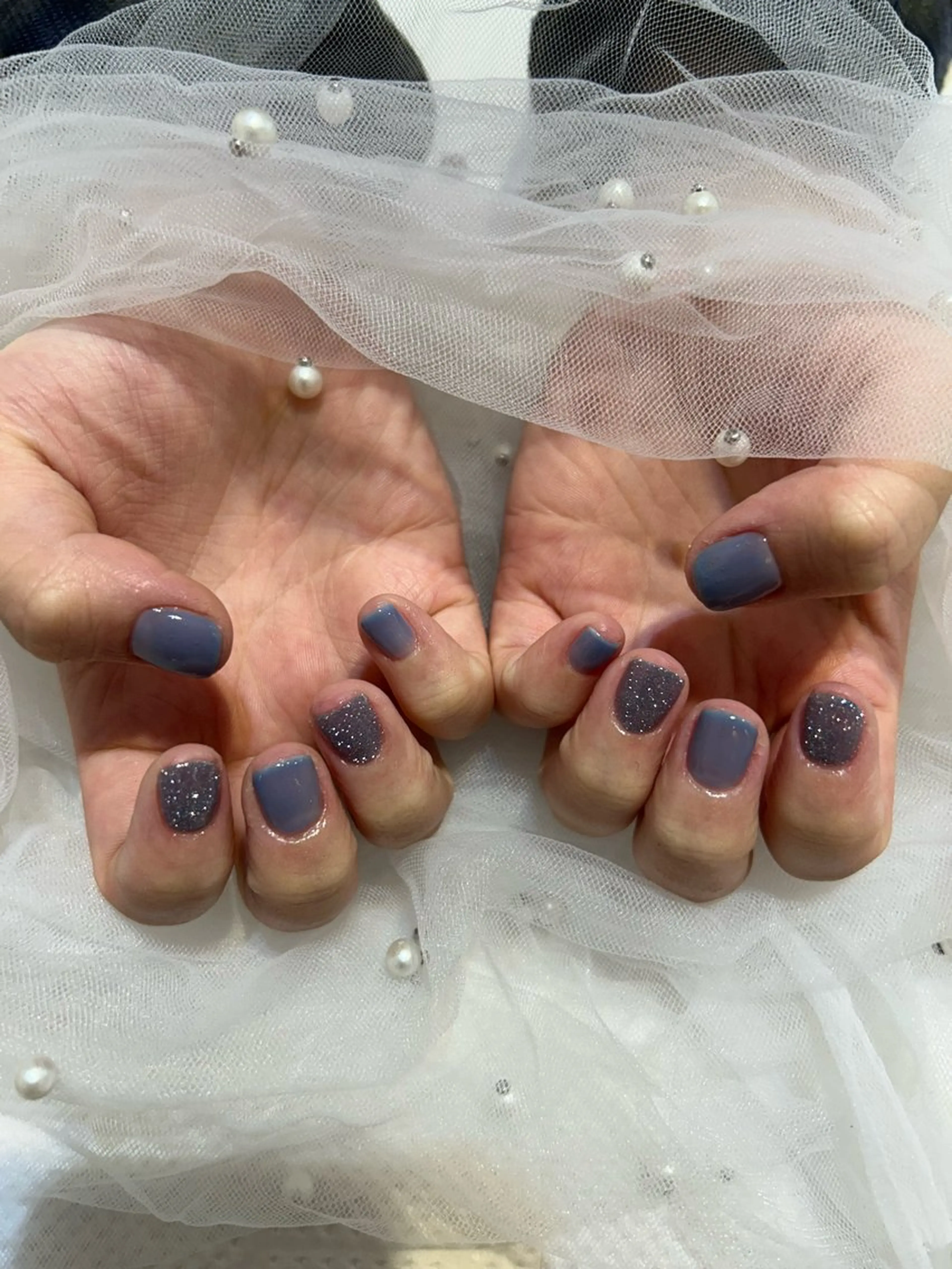 ネイル ブルー フラッシュネイル ジェルネイル ワンカラーネイル パラジェル 久保 姫花のネイルデザイン