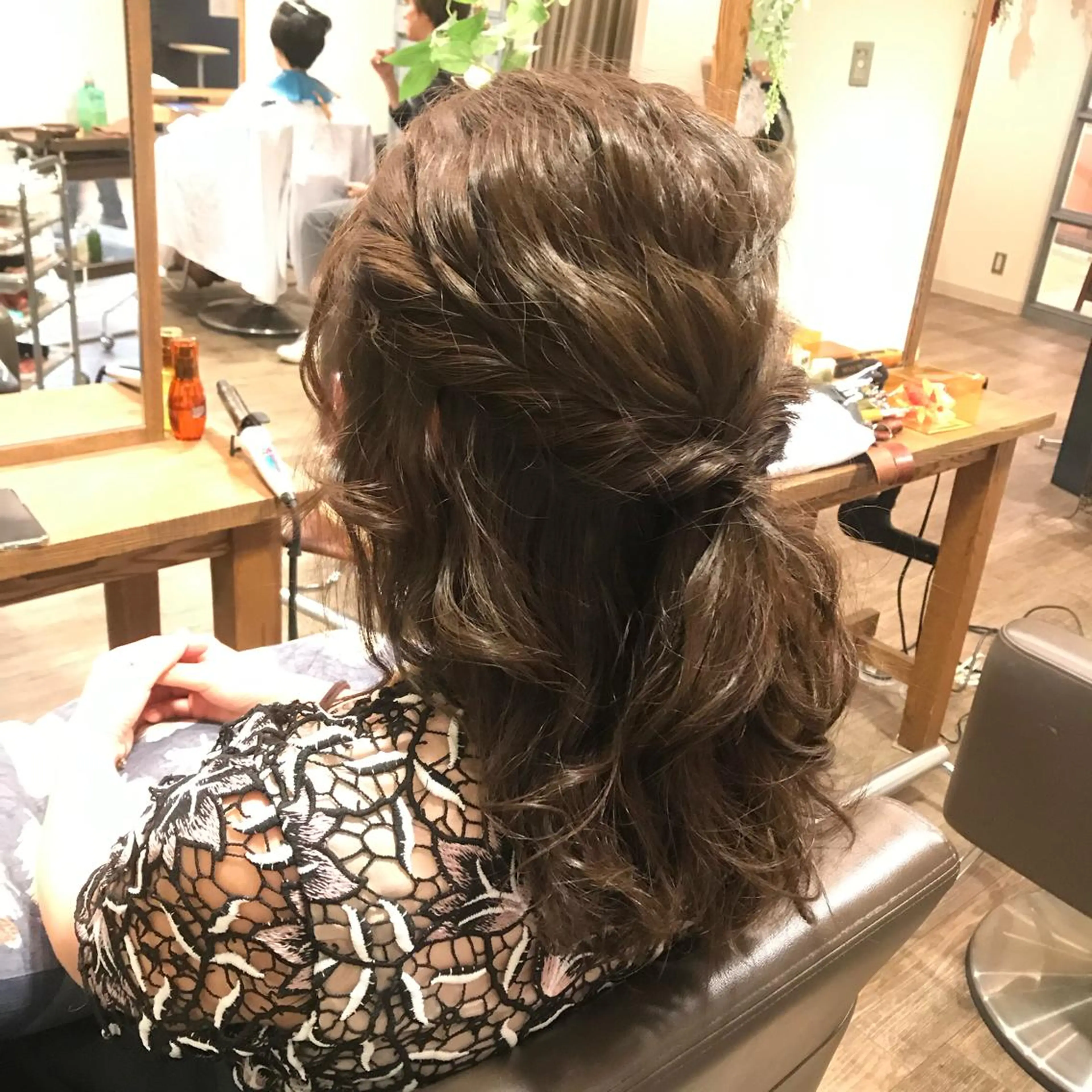 ヘアアレンジ くろいわ りほのヘアスタイル