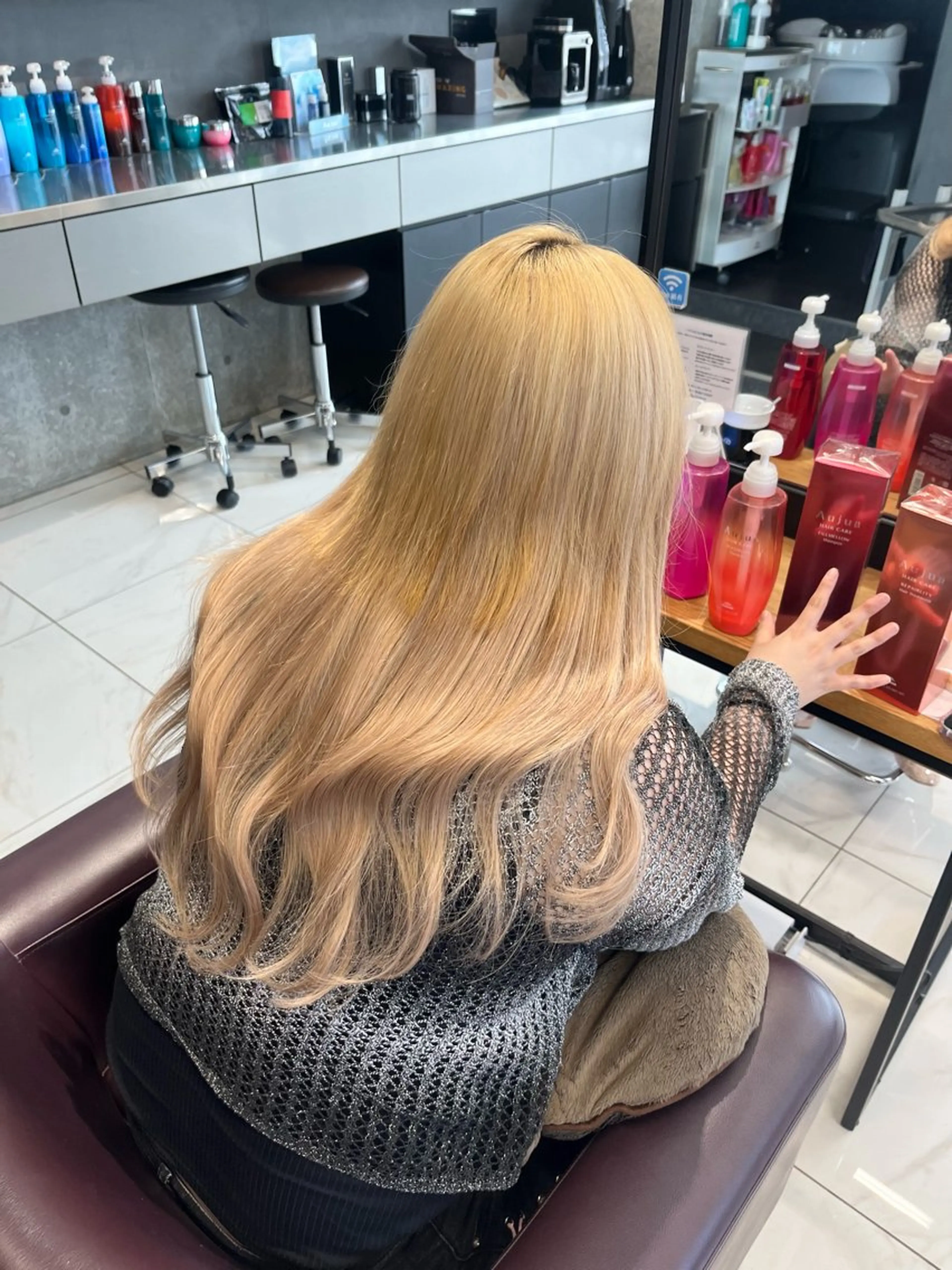 ロング シールエクステ エクステ ロング エクステ りおな/エクステ /ミルクティーカラーのヘアスタイル