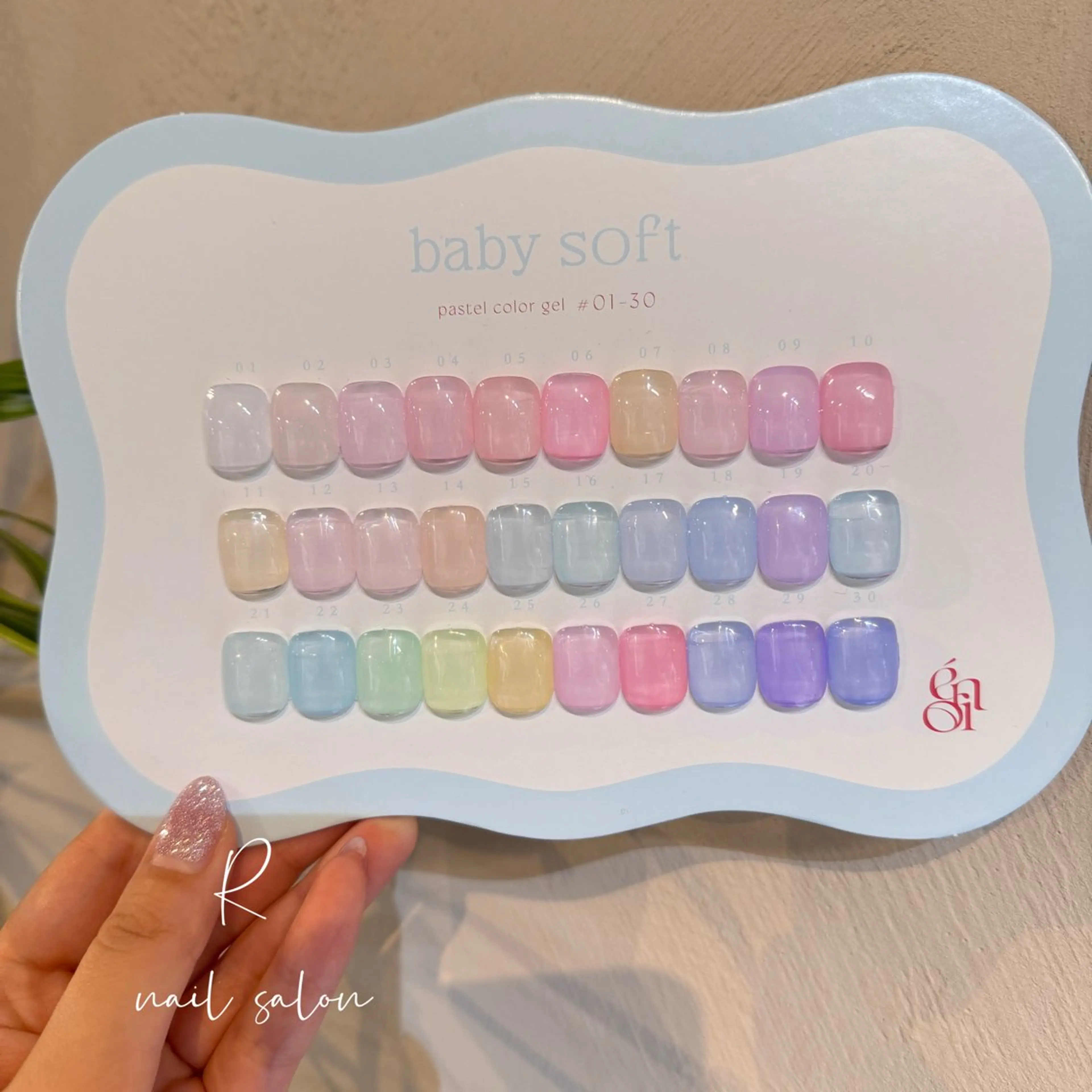 ネイル Rネイルサロン市川店 研修のネイルデザイン