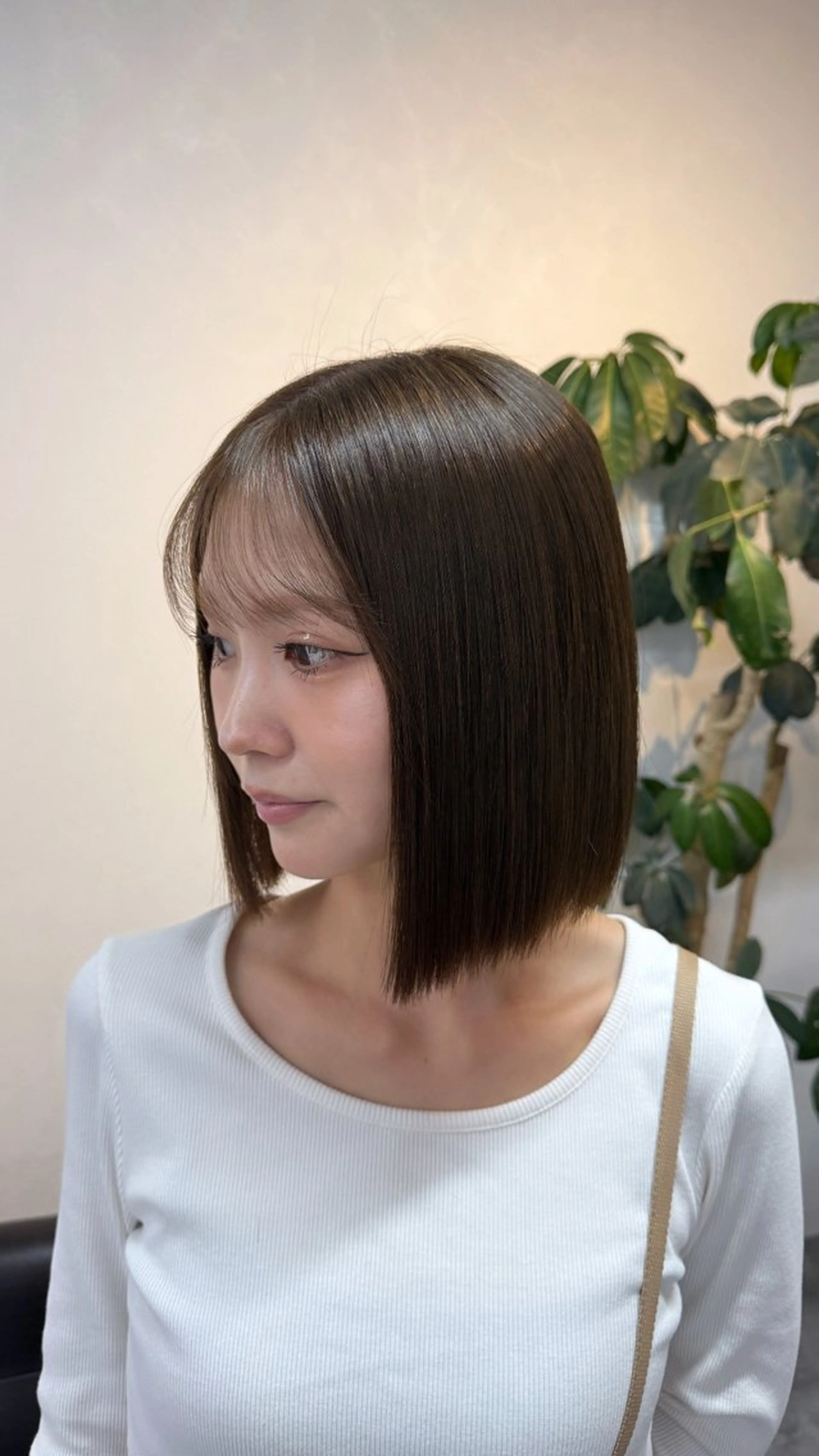 ショート 切りっぱなしボブ ボブ Li's所属・渡辺 皐志 Li's 布施のヘアスタイル