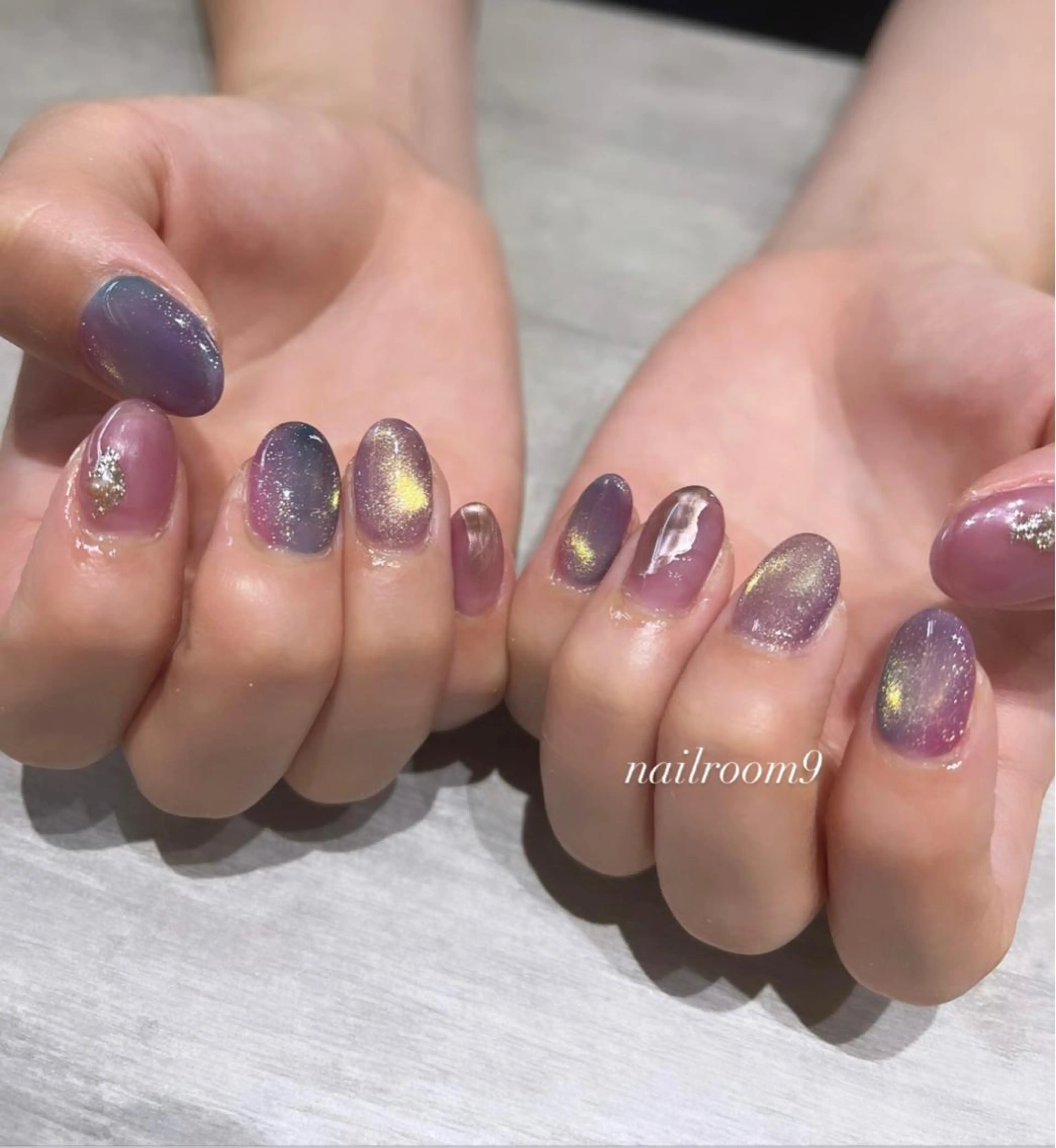 ネイル マグネットネイル ニュアンスネイル ハンドネイル nail room9 ☺︎のネイルデザイン