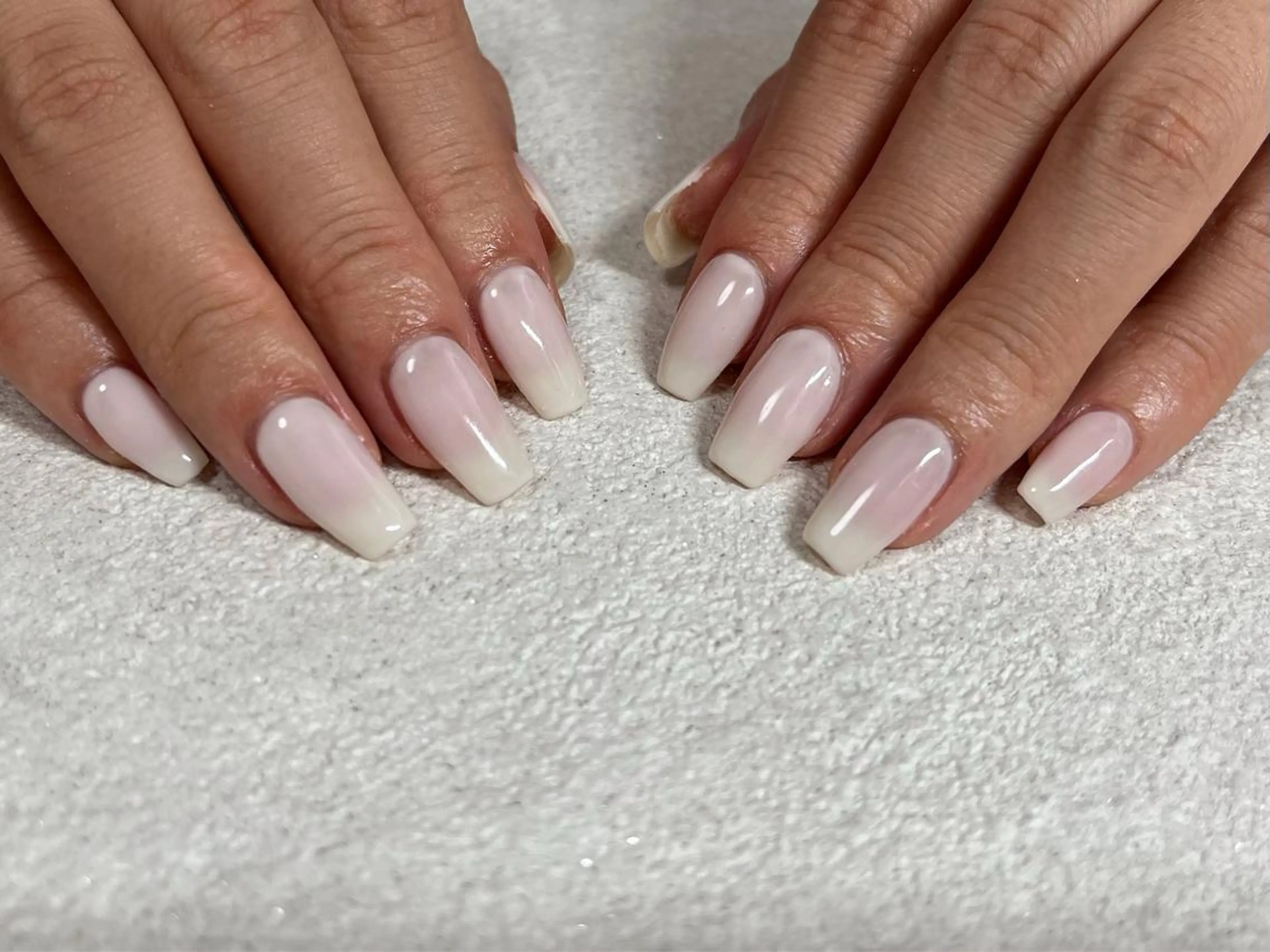 ネイル オーロラネイル フラワーネイル フットネイル フレンチネイル ジェルネイル ハンドネイル Mogu nail 二子玉川のネイルデザイン