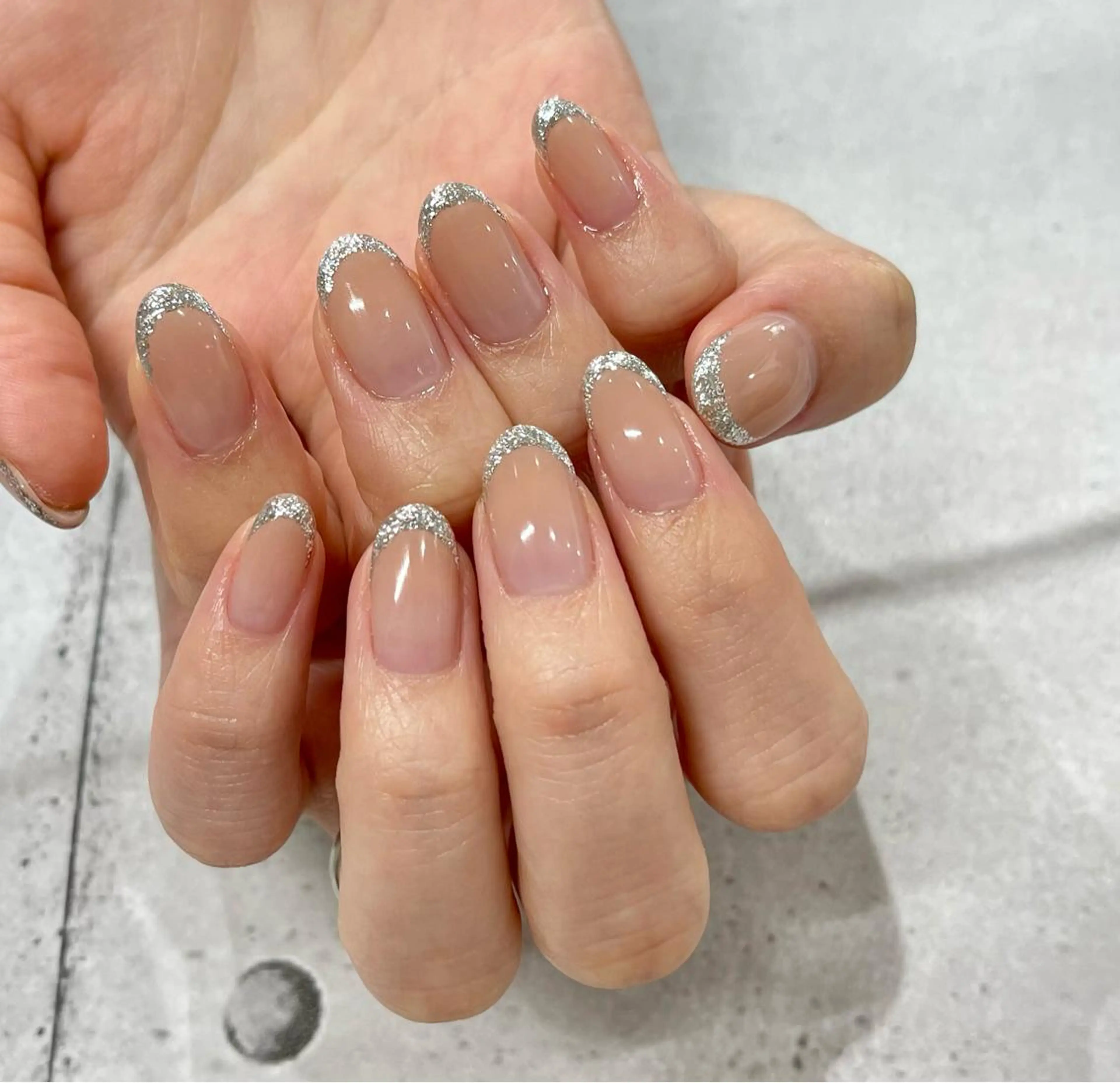 ネイル フレンチネイル グラデーション Glück...所属・kanai miwaのネイルデザイン