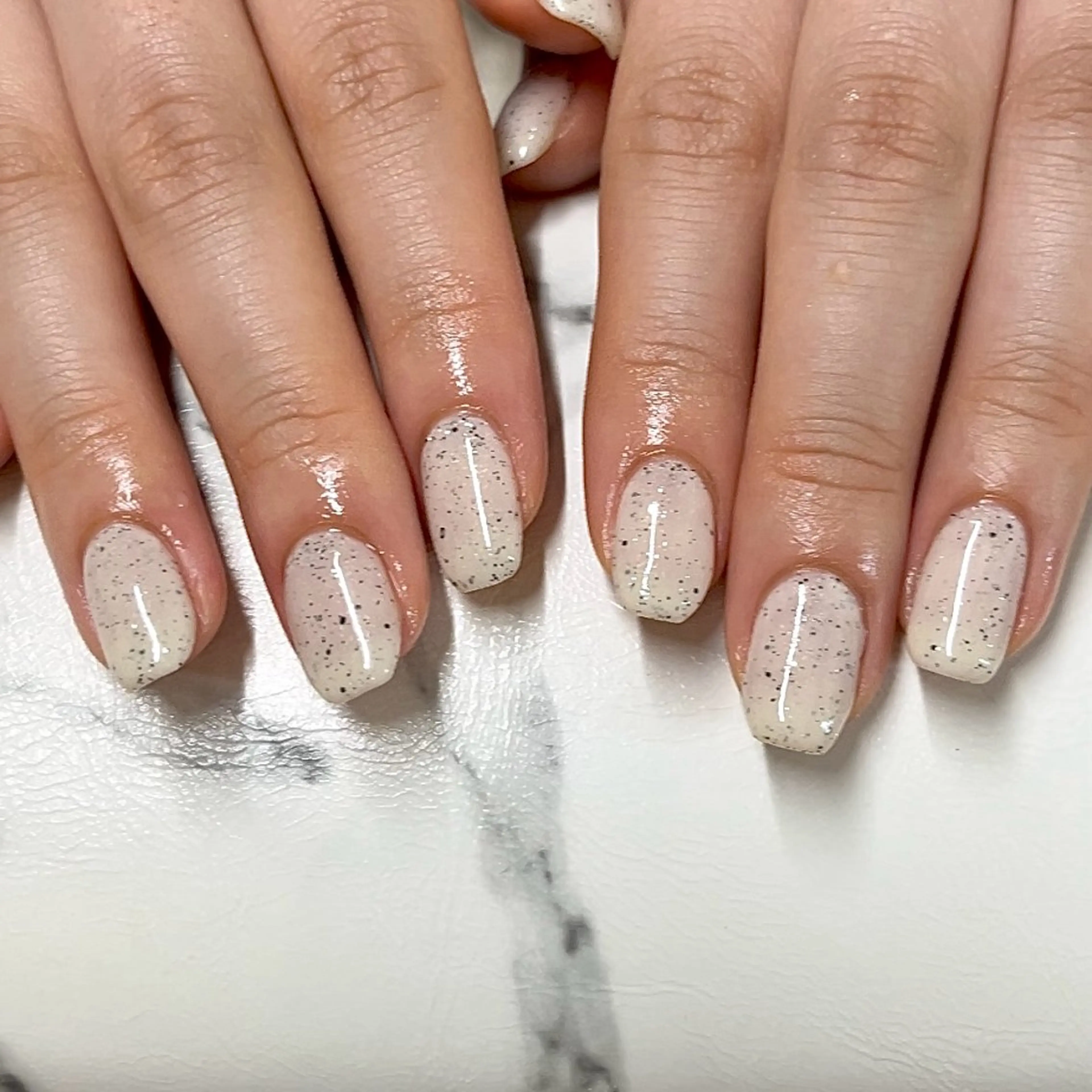 ネイル nail.u所属・テルイ ユウのネイルデザイン