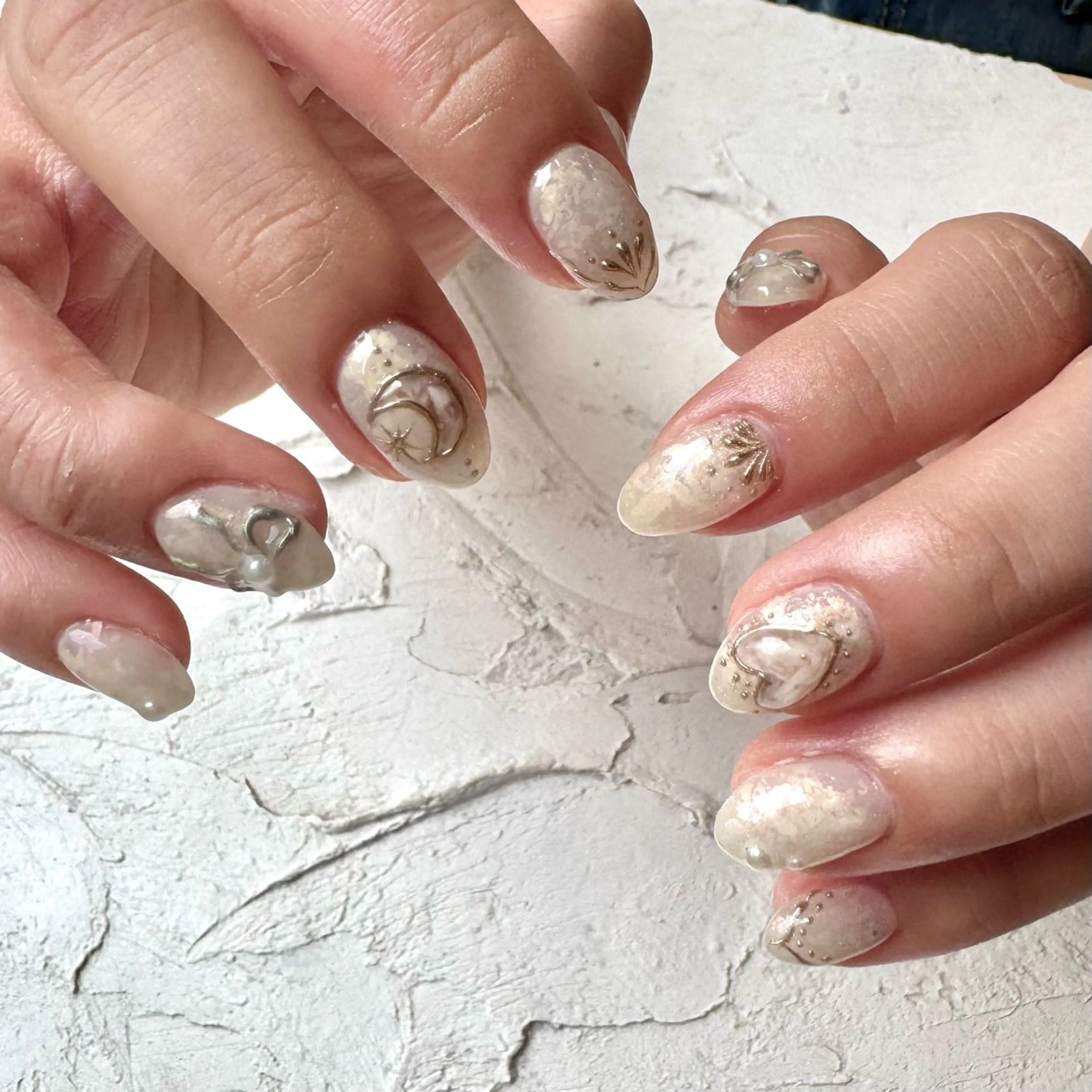 ネイル アートネイル ガーリー ハンドネイル chipieee kannaのネイルデザイン