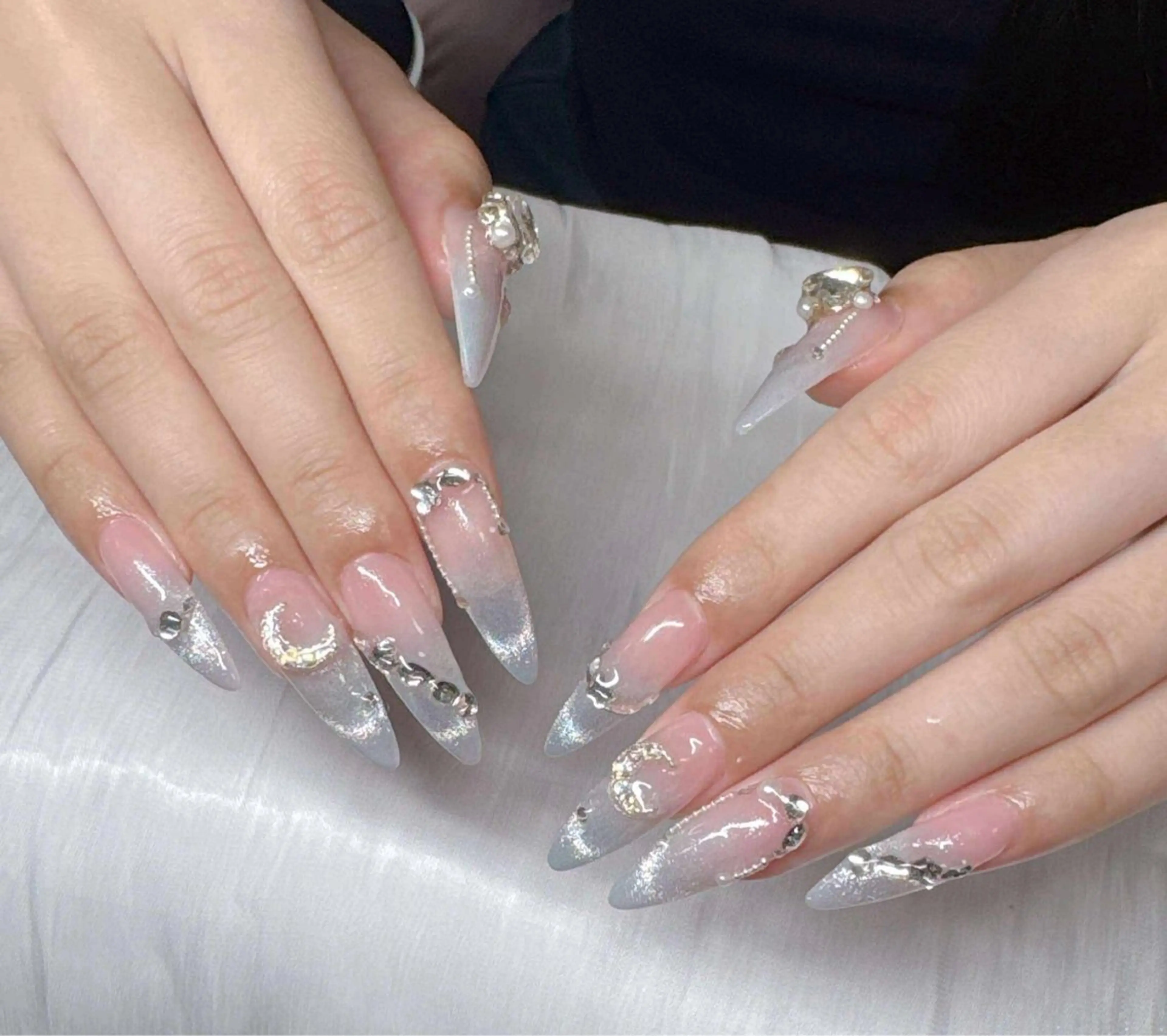 ネイル ハンドネイル Lee Nailsのネイルデザイン