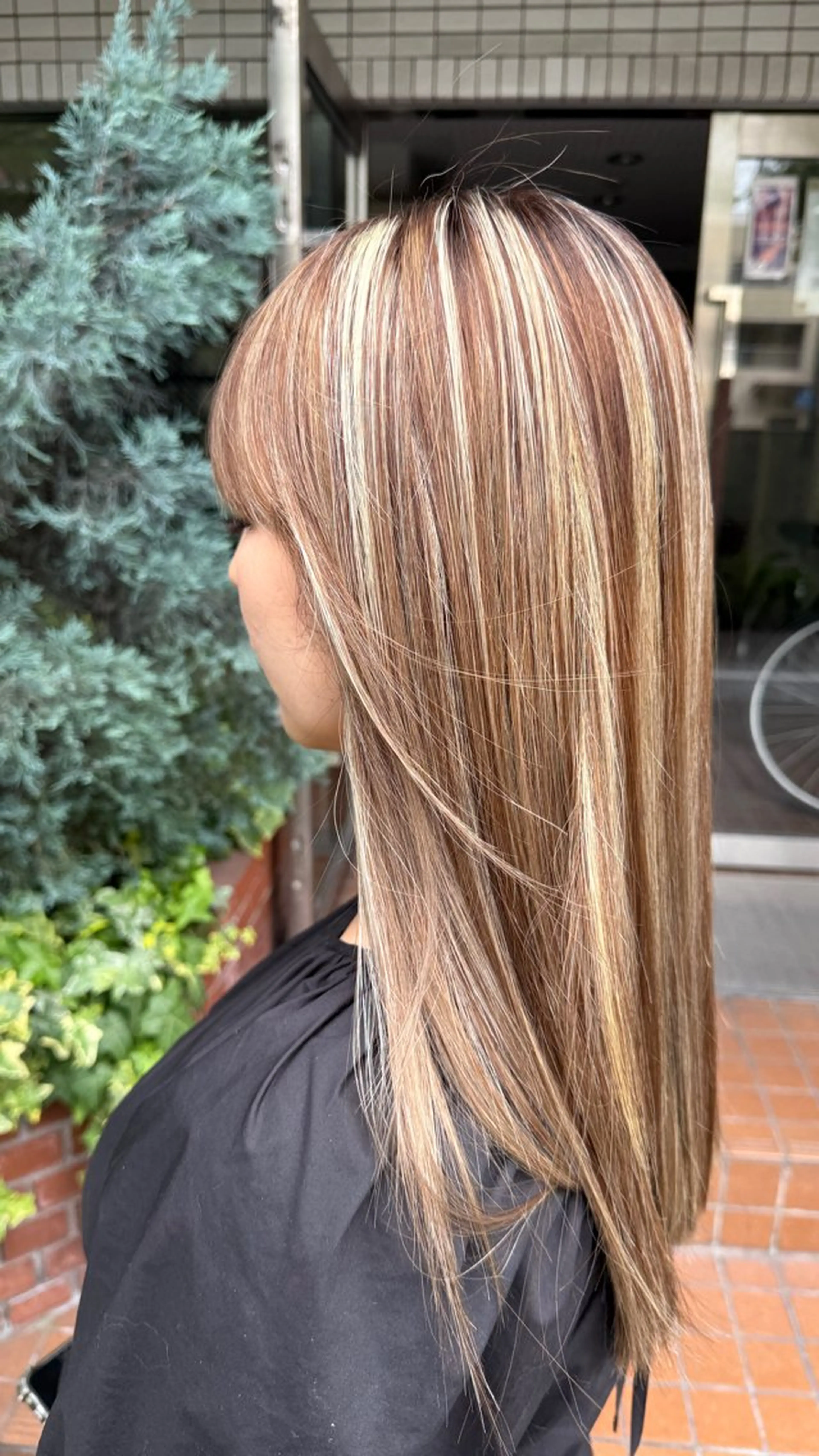 ロング カラー ハイライトカラー ハイライト 髪質改善 トリートメント ヘアカラー トリートメント Cure2所属・🌈白いハイライト 🌈 🐶ノザワ🐶のヘアスタイル