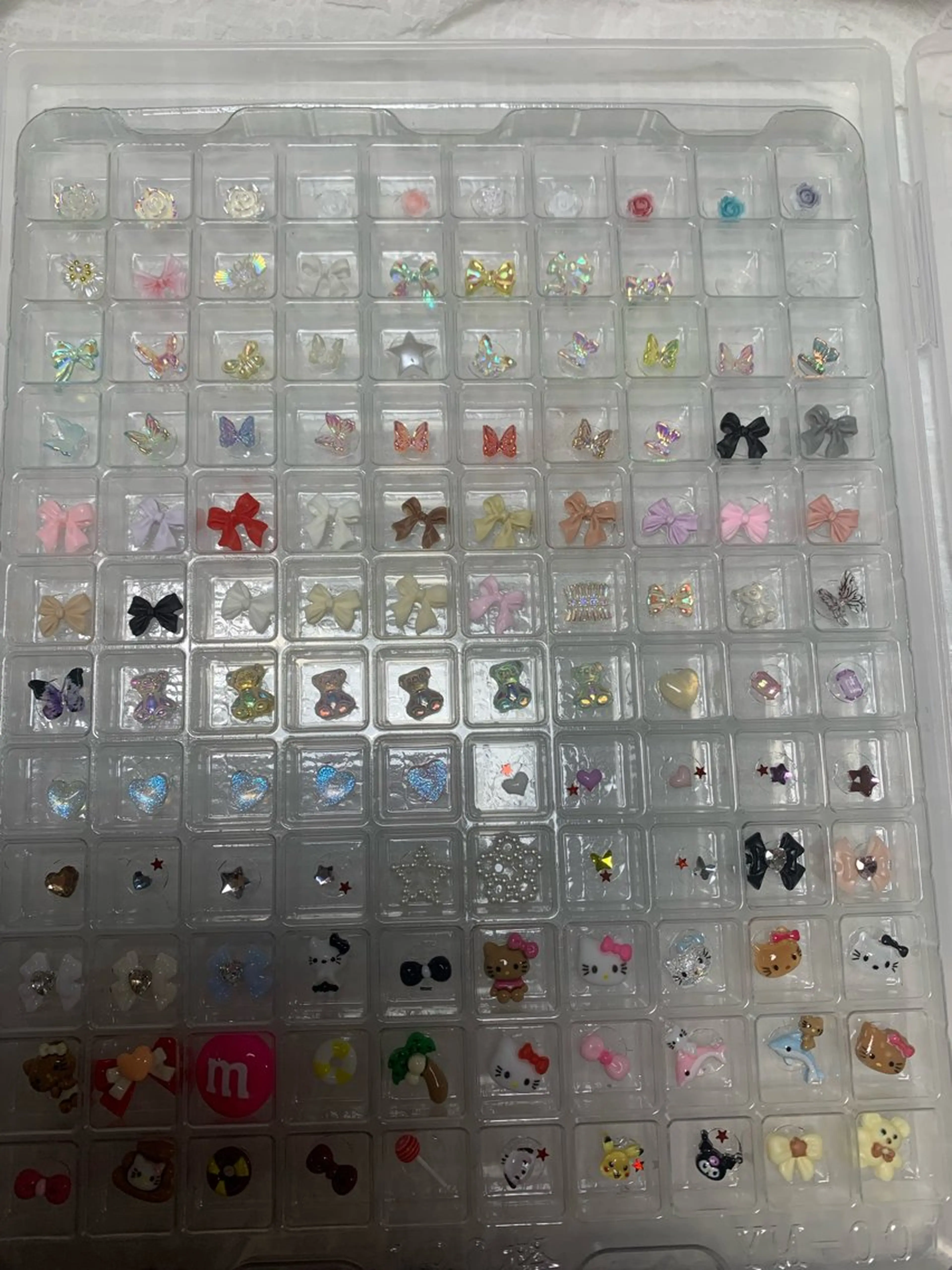 ネイル U·Mi nail salon所属・U·Mi 上野御徒町容のネイルデザイン