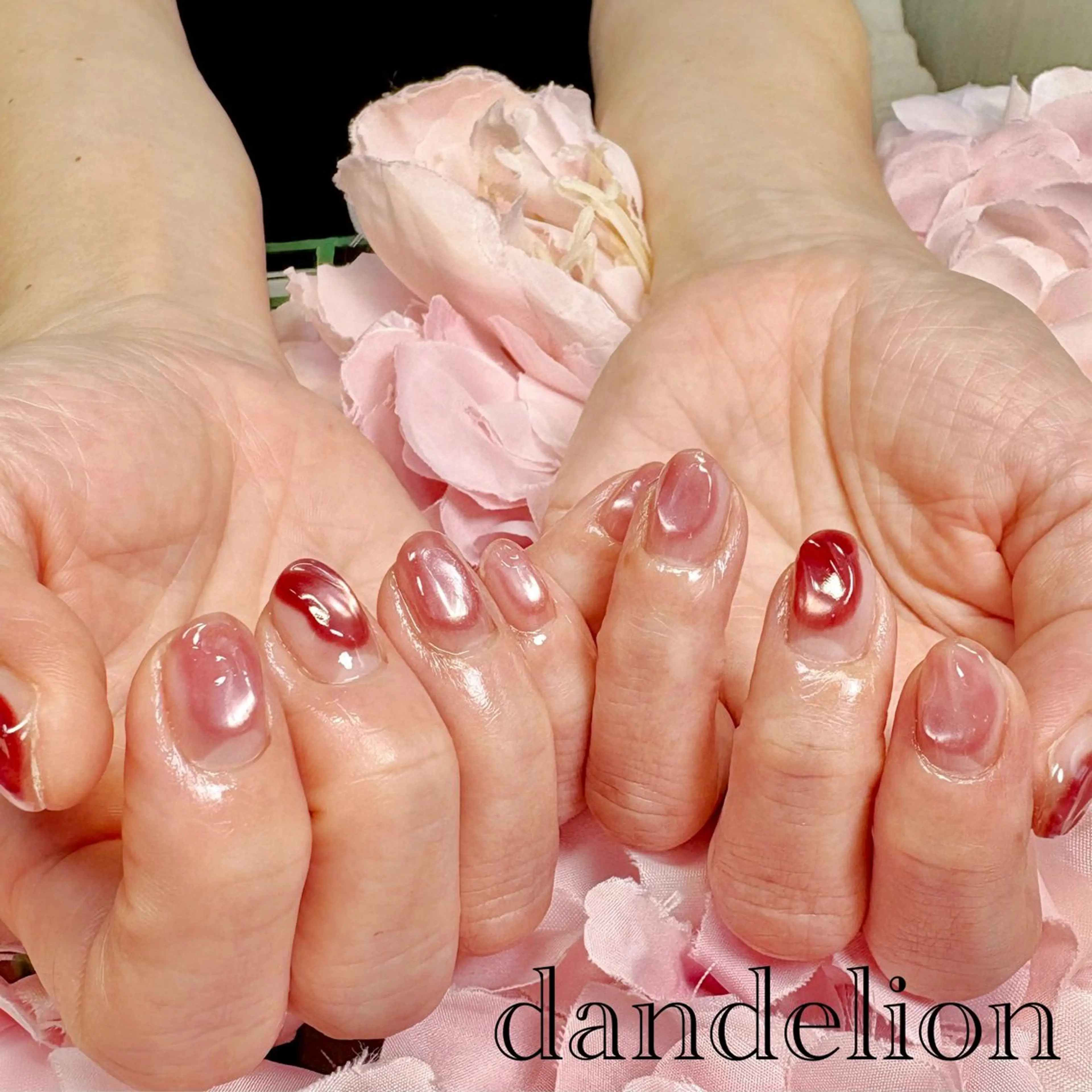ネイル ハンドネイル ハンドケア dandelion ダンデライオンのネイルデザイン