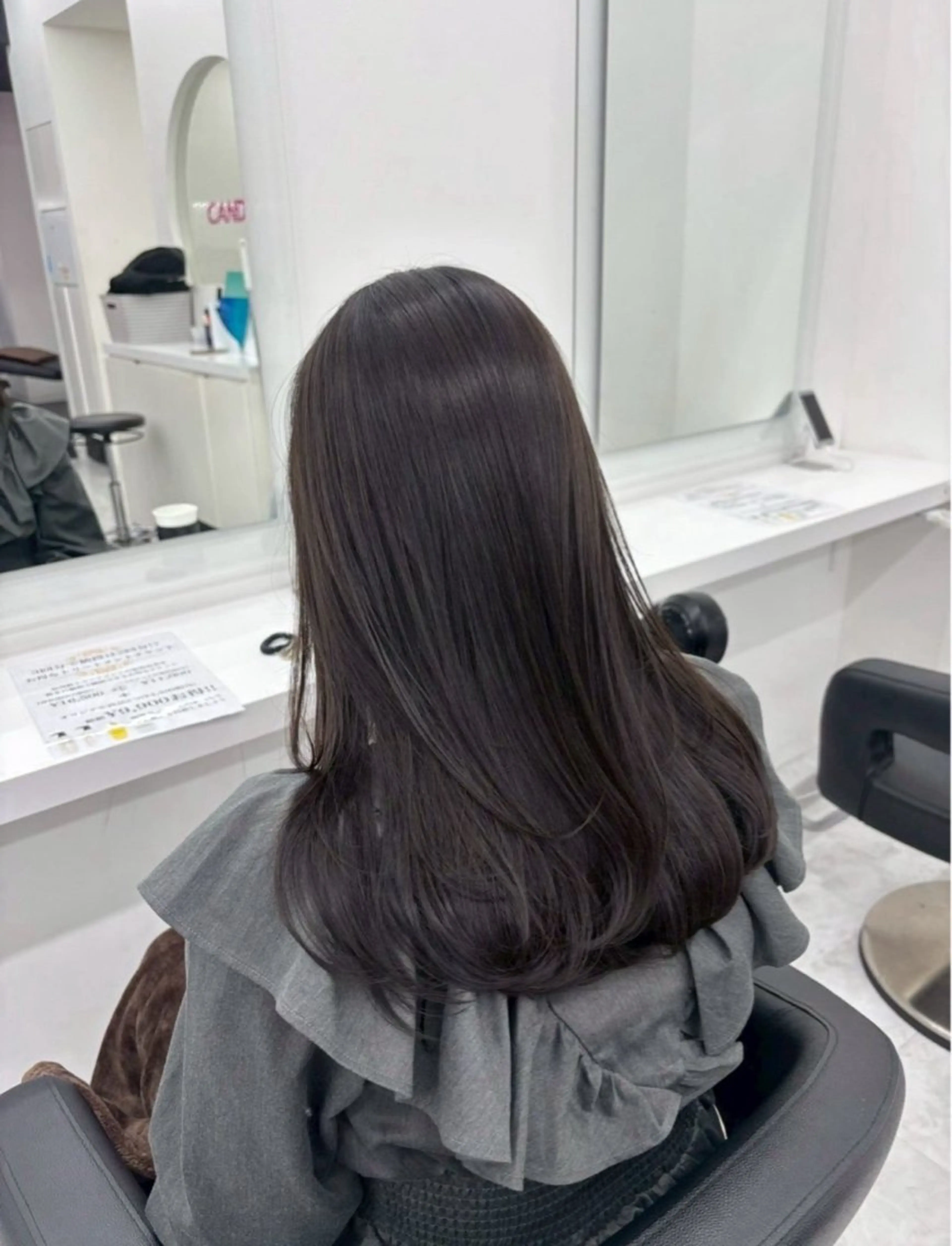 ロング カラー 透明感カラー トリートメント 🤍透明感推しカラー 🤍yui‪💞✨のヘアスタイル