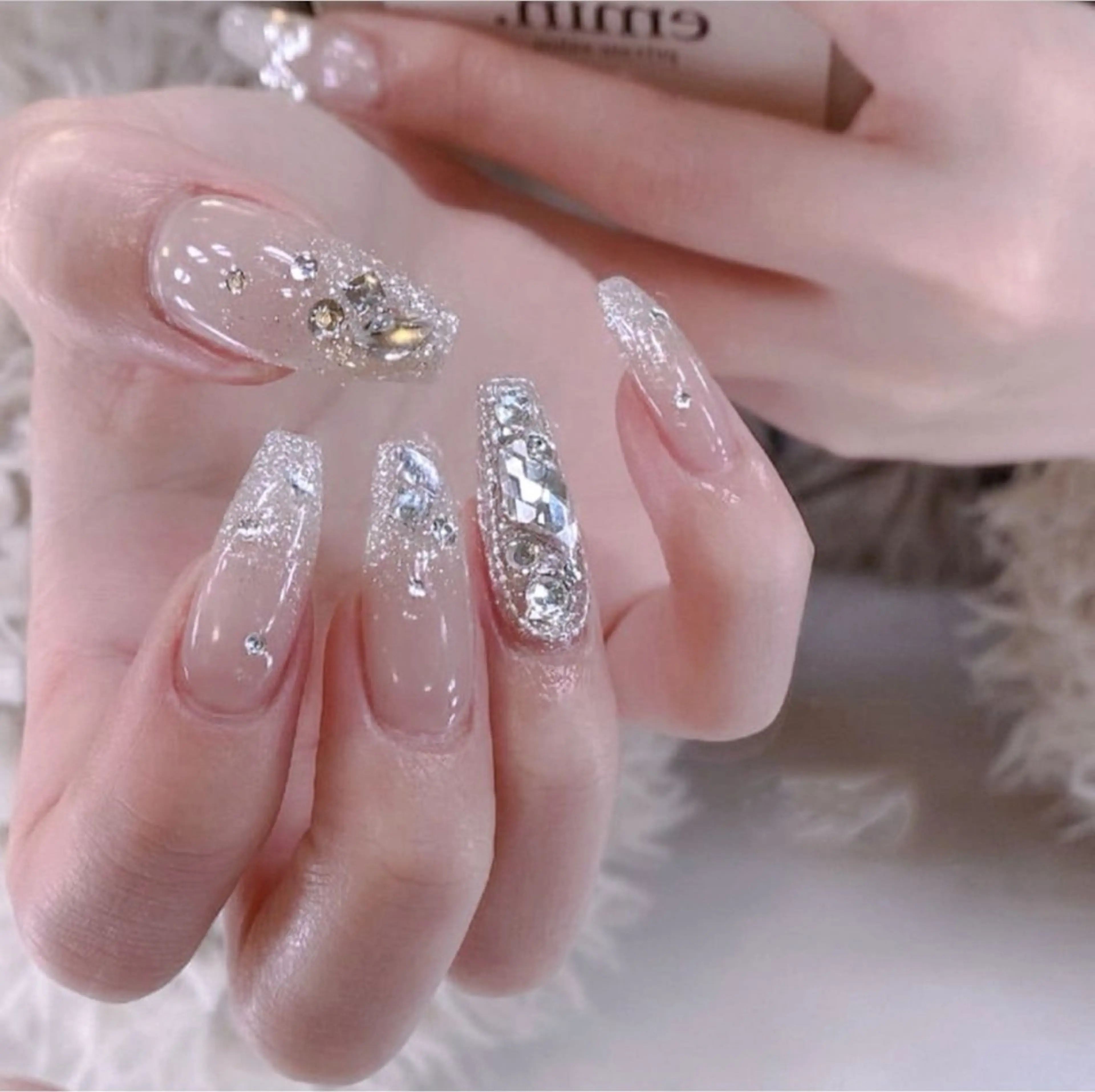 ネイル HIN NAILのネイルデザイン