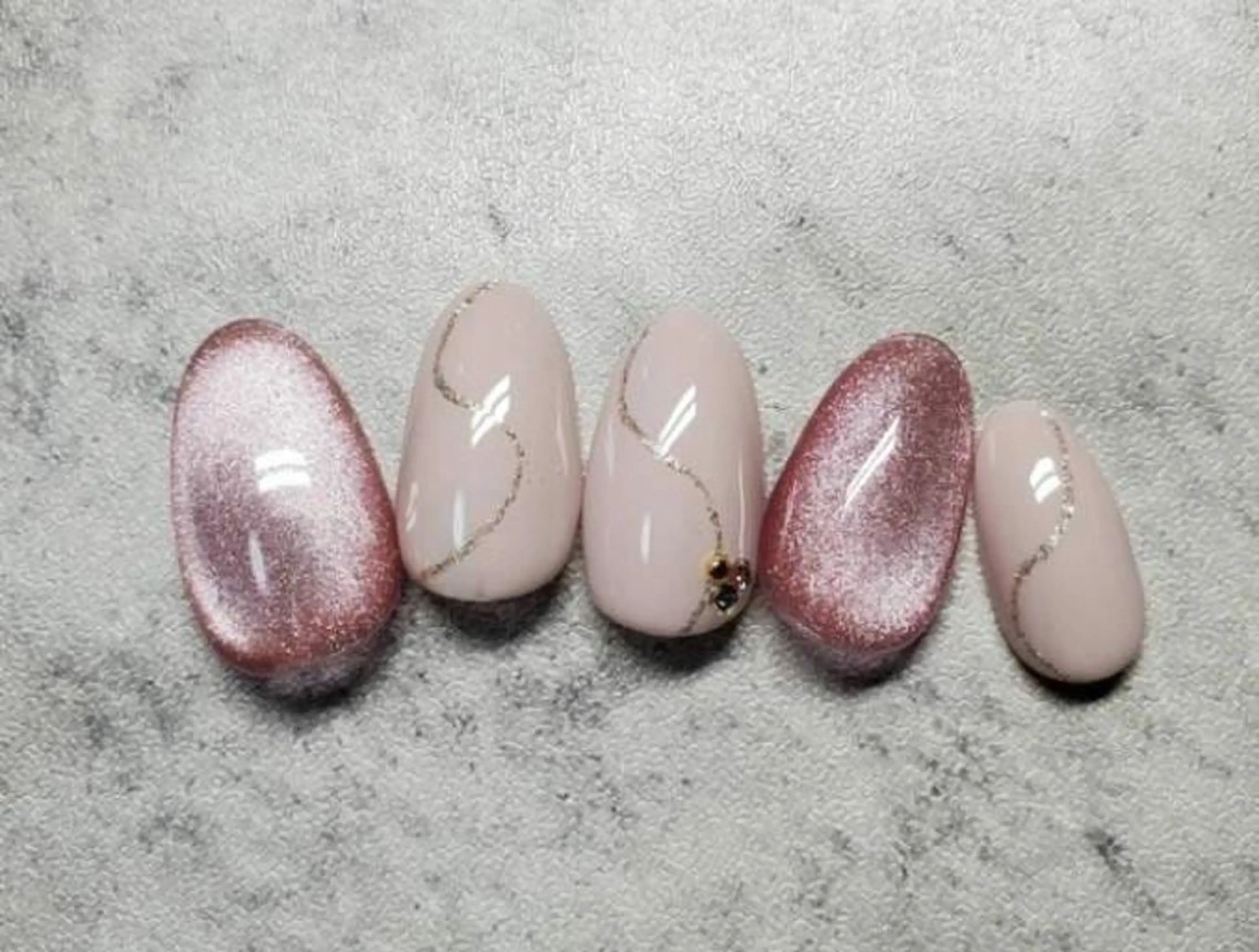 【オフ込み】17種類のサンプルから選べる♪デザインアート定額の写真