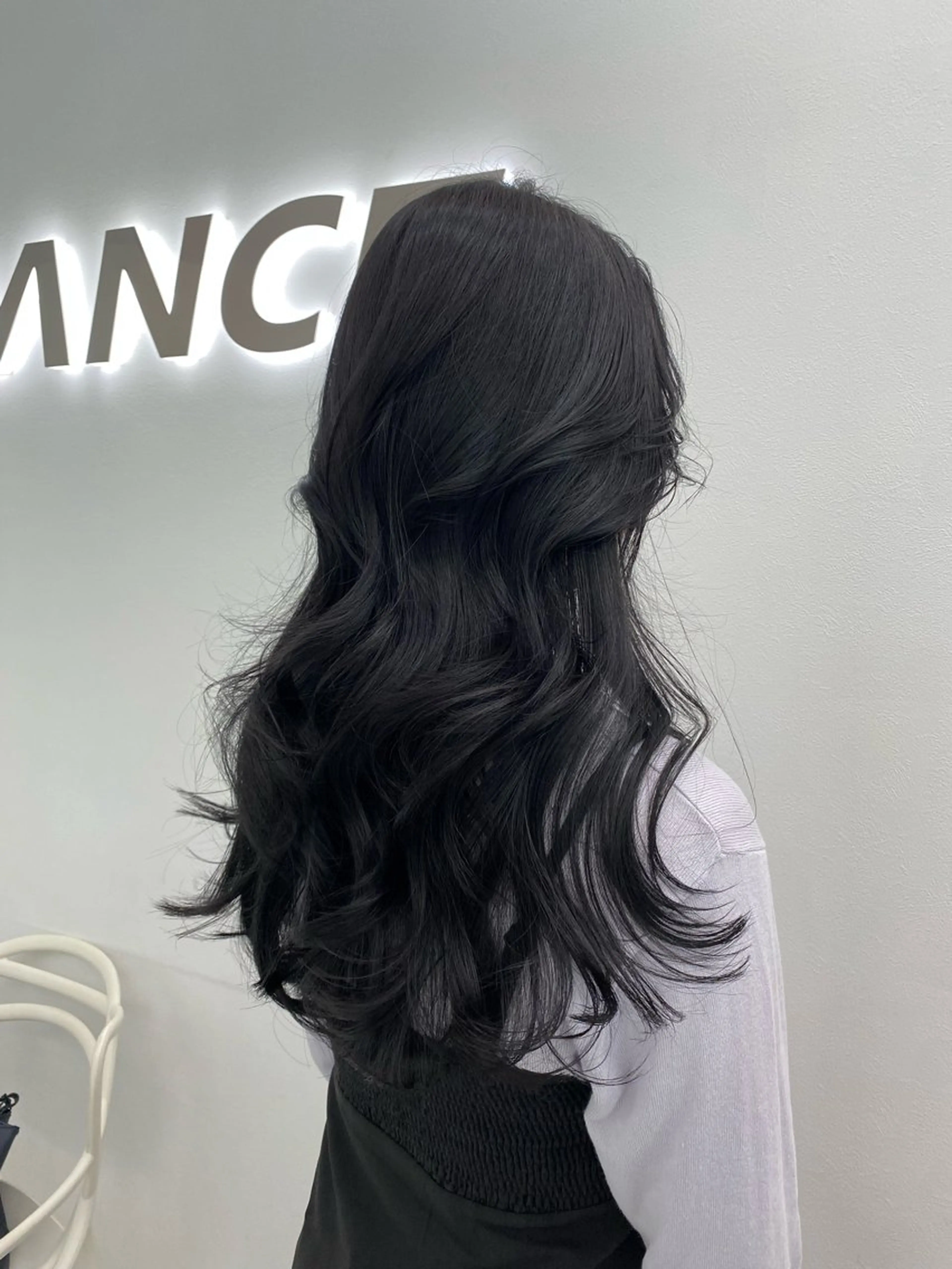 ロング カラー カット ヘアカラー トリートメント 上品モテヘア🩶 karen🩶のヘアスタイル