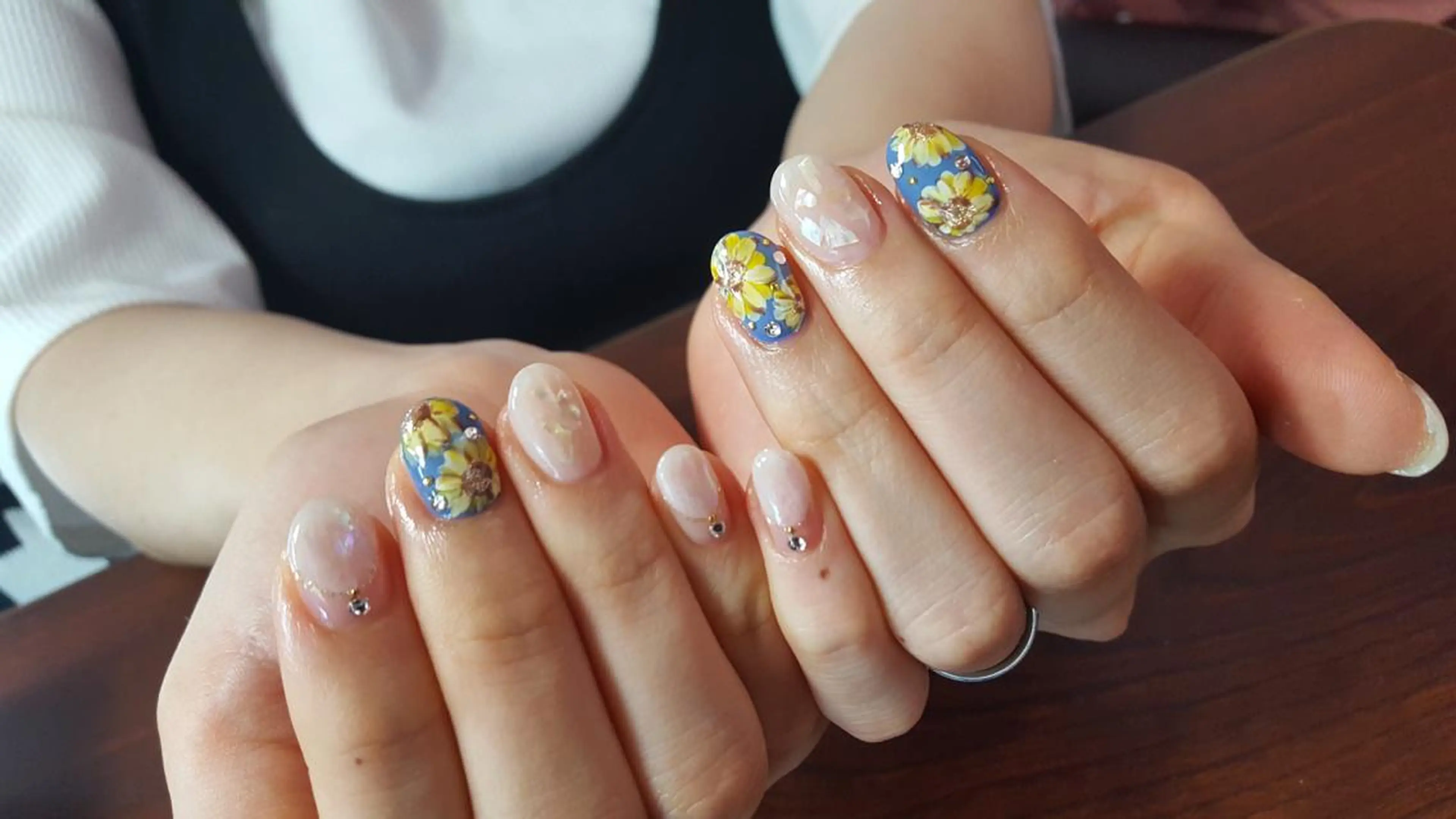 ネイル ネイリスト riiisaのネイルデザイン