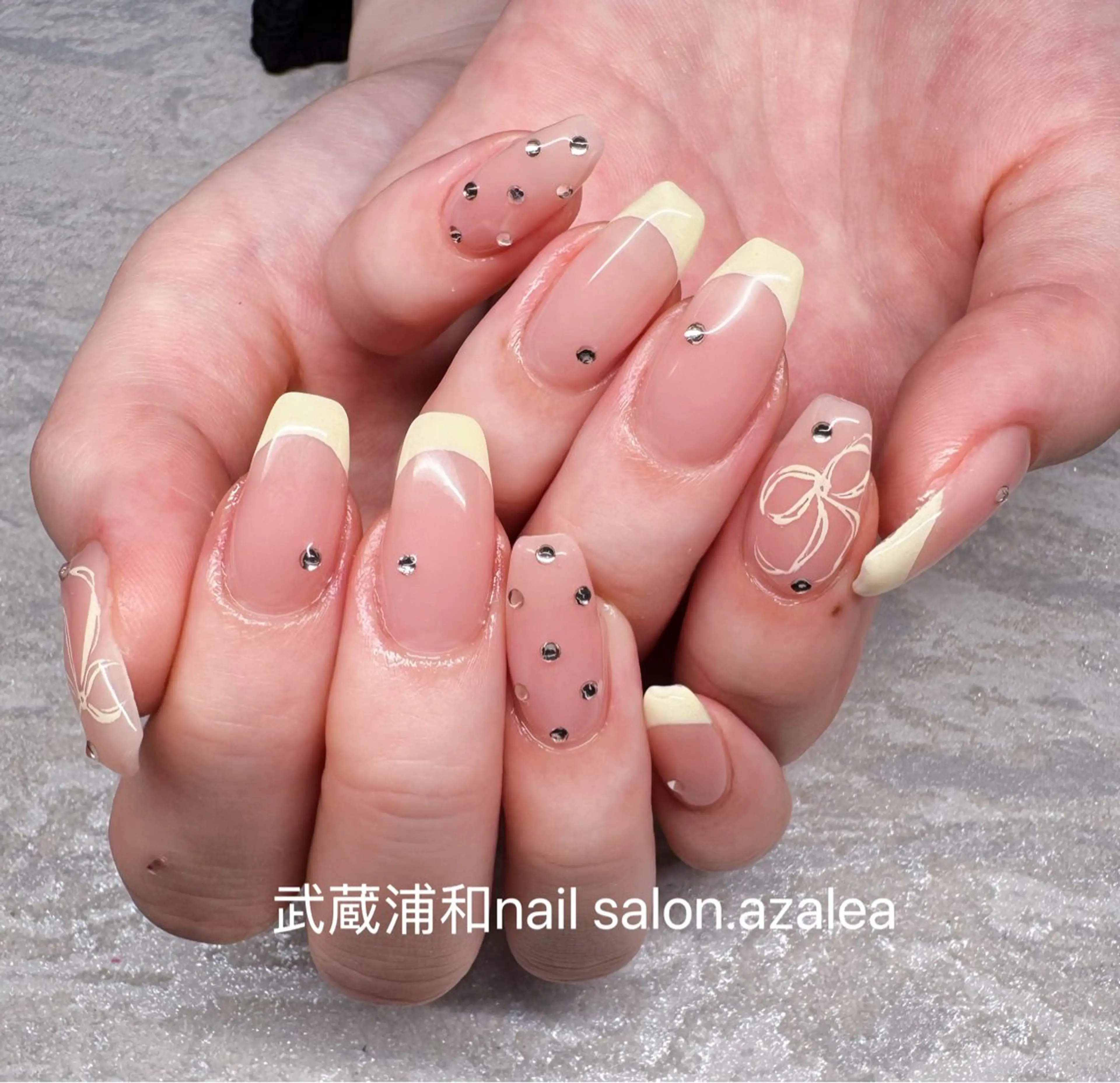 ネイル ハンドネイル R inのネイルデザイン