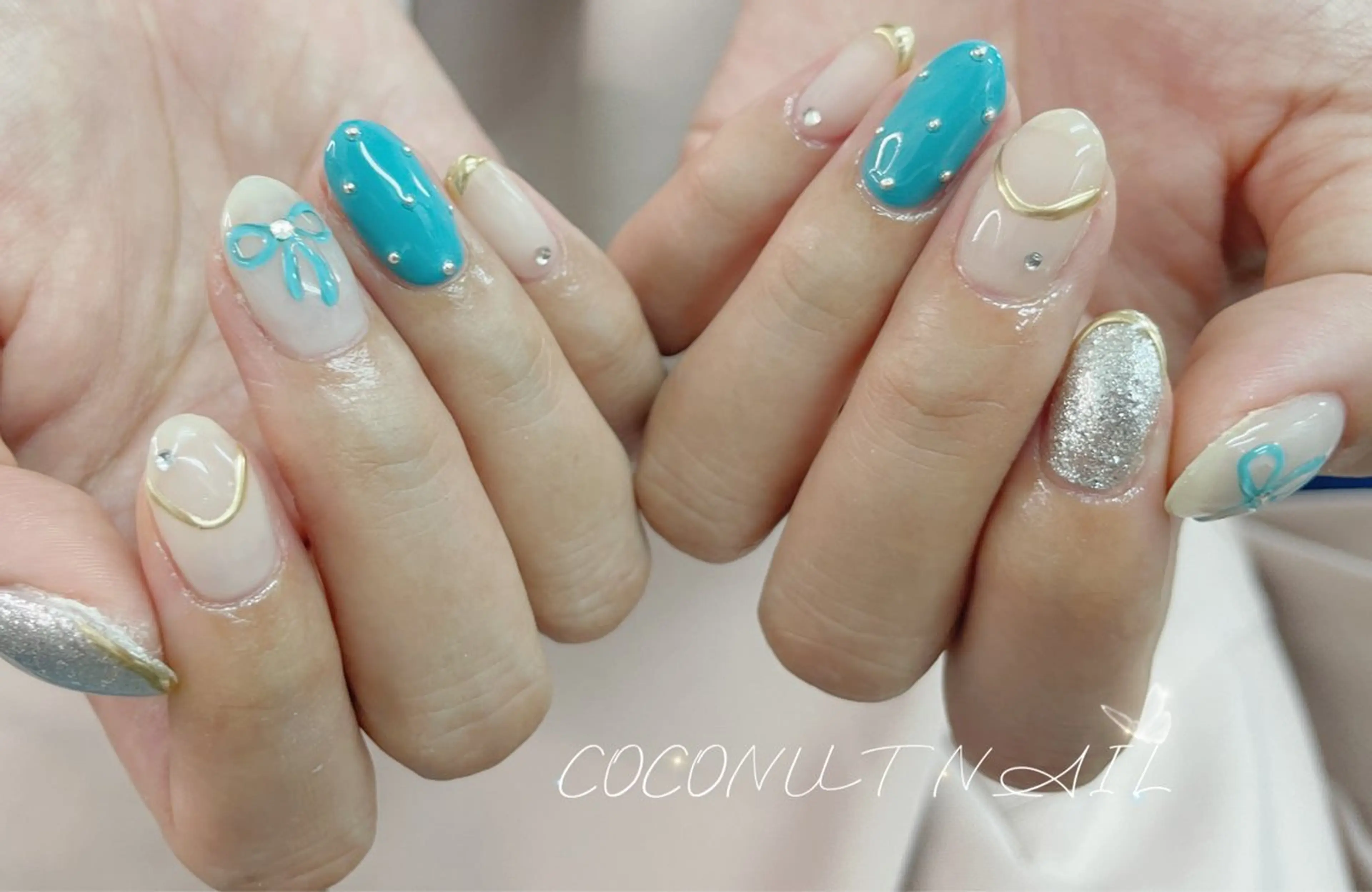 ネイル べっ甲ネイル フレンチネイル キラキラネイル マグネットネイル 大理石ネイル(マーブル) 神田 ココナッツのネイルデザイン