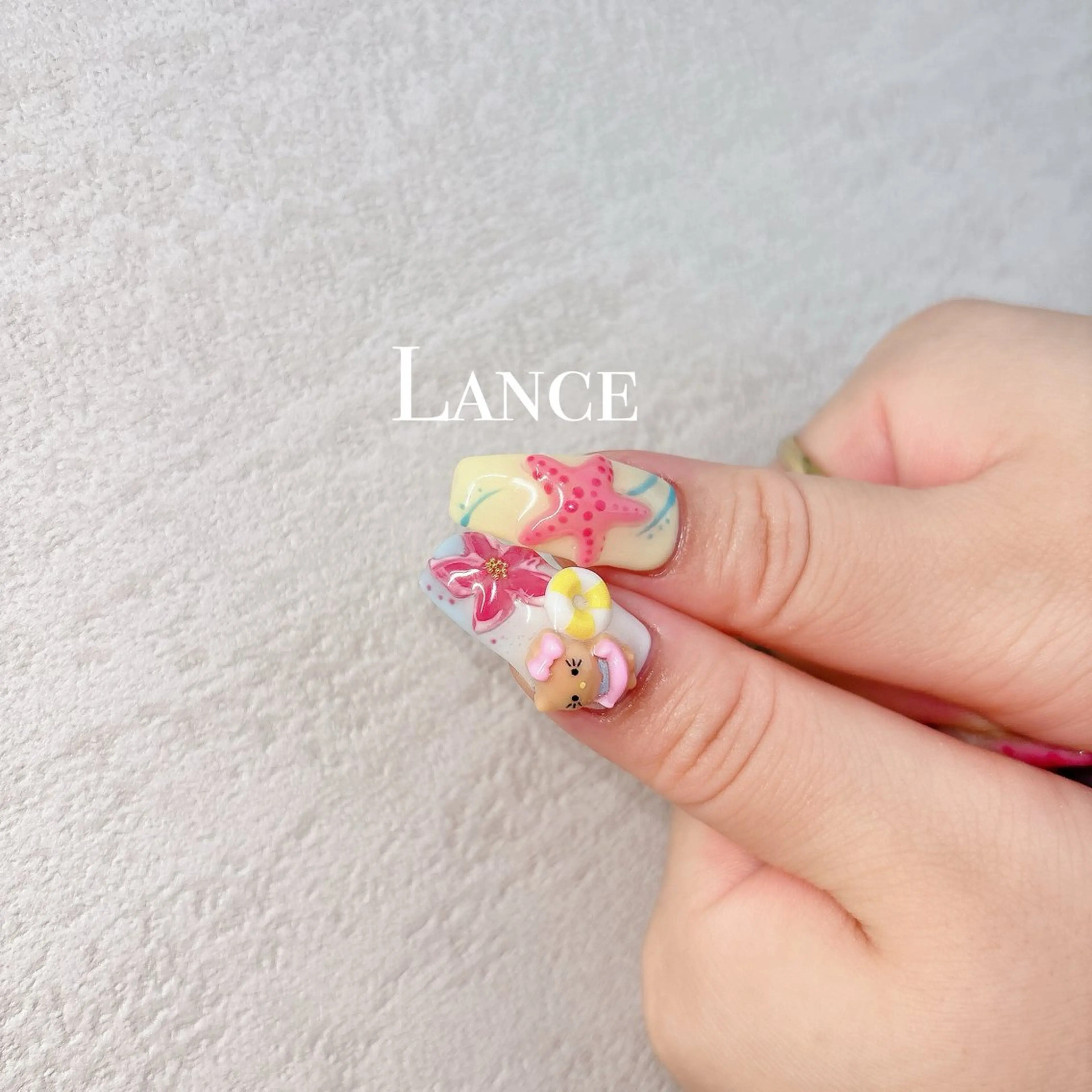 ネイル オーロラネイル ブルー フットネイル 氷ネイル・うるうるネイル キラキラネイル ハンドネイル Lance nailのネイルデザイン