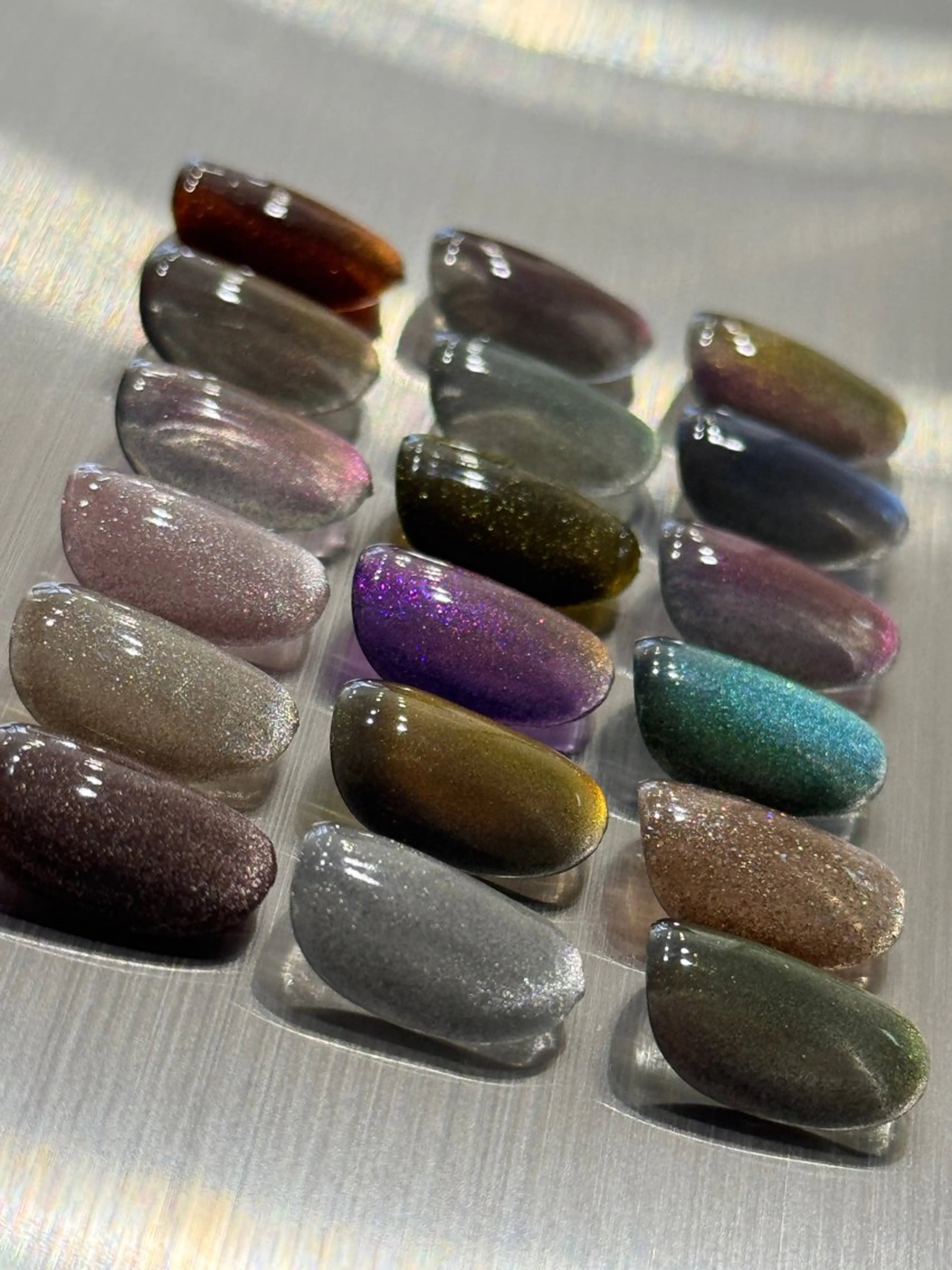 ネイル マグネットネイル ハンドネイル neouv所属・NEOUV_ mikuのネイルデザイン