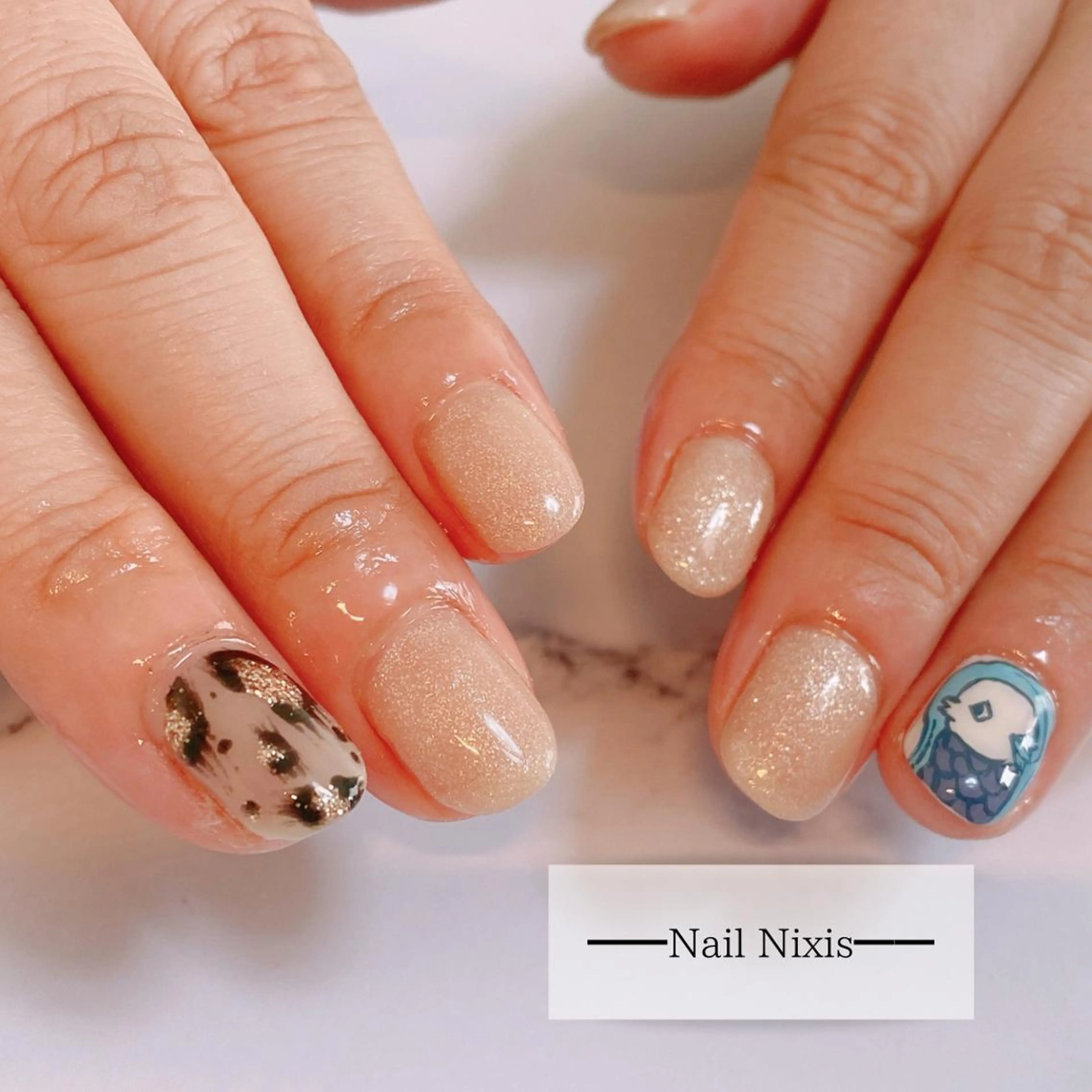 ネイル アートネイル 大人キレイ 𝑁𝑖𝑥𝑖𝑠のネイルデザイン