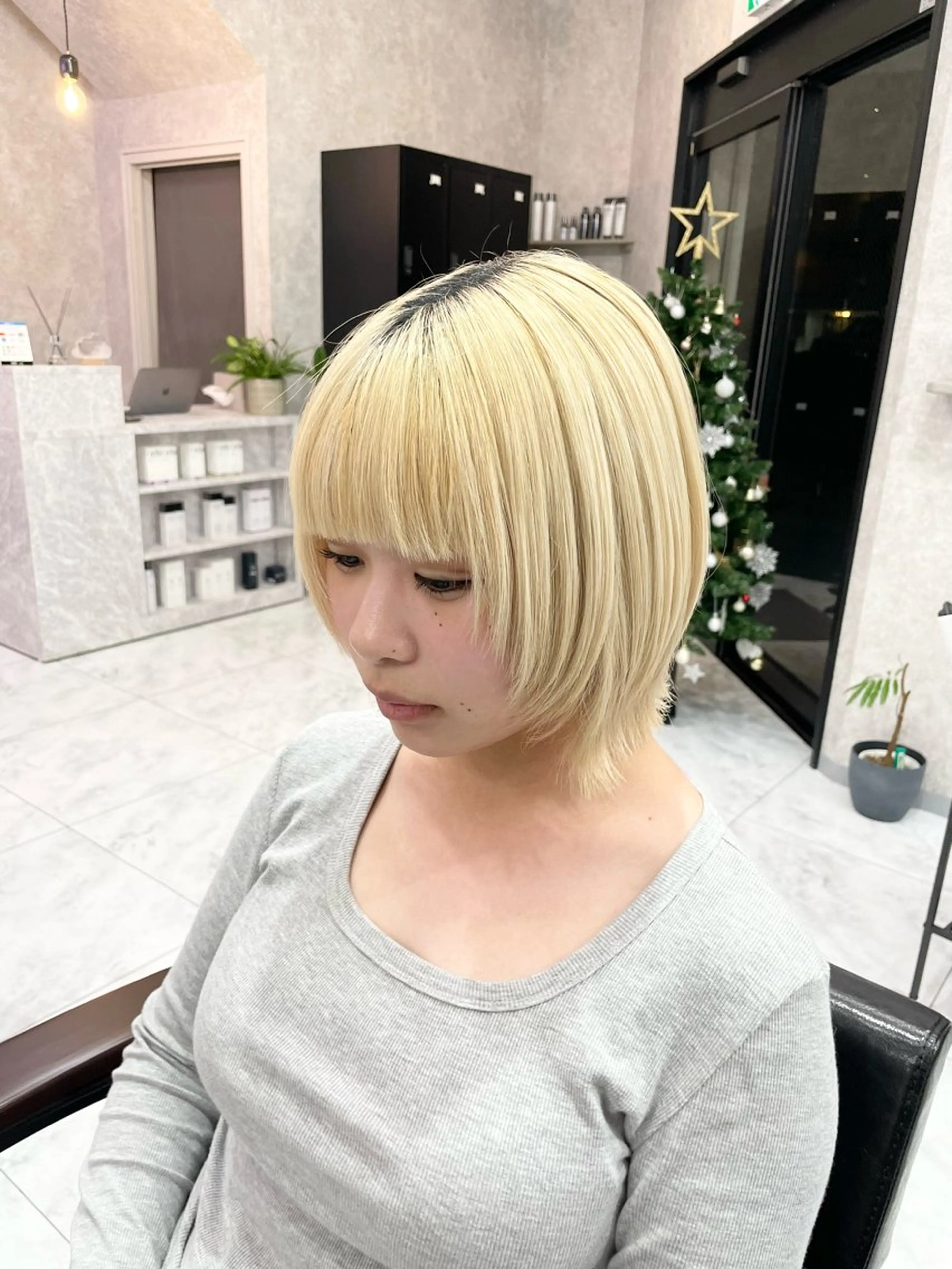 ショート 🦋ハイトーン🦋 石山 希理🦋のヘアスタイル