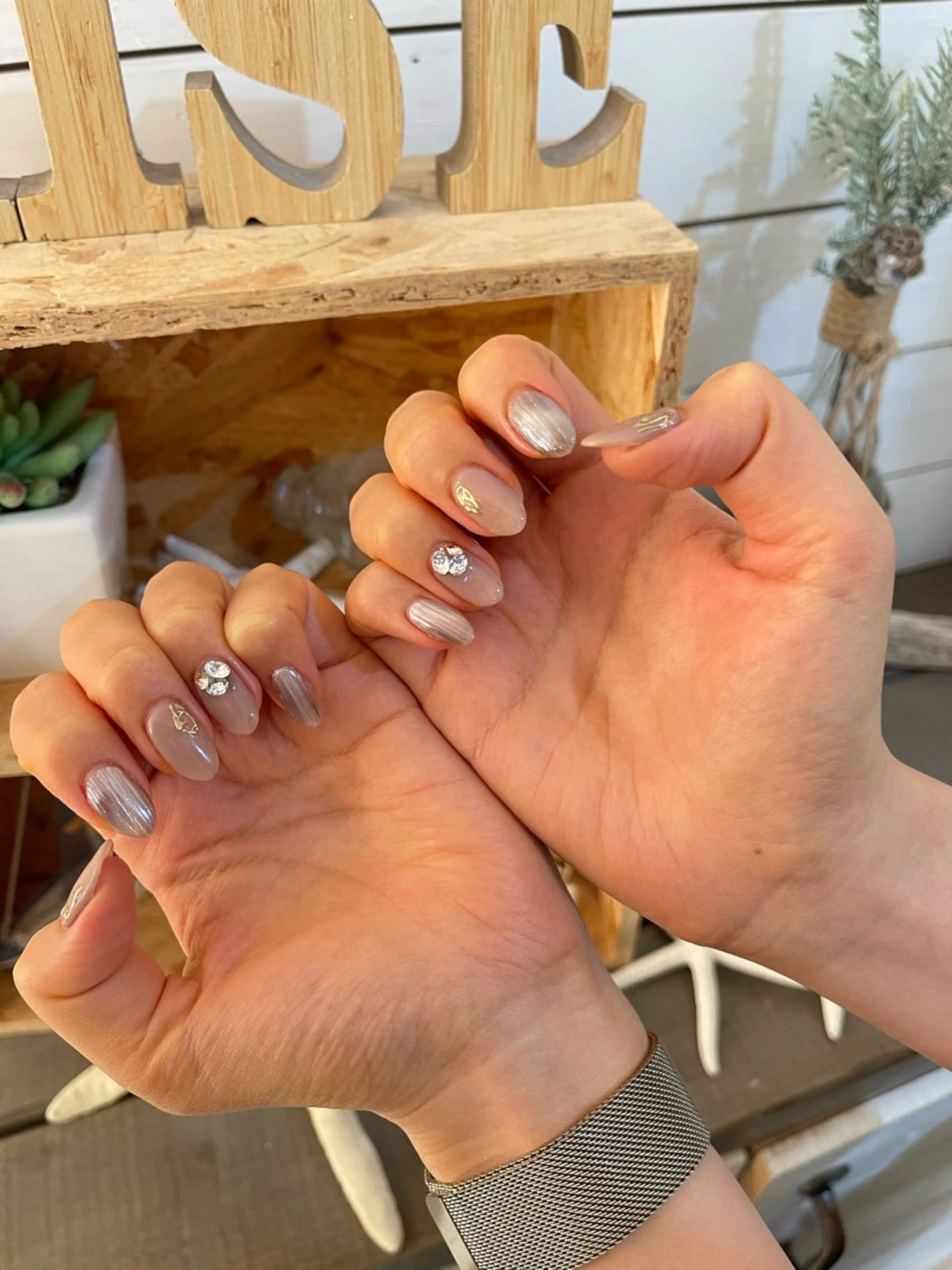 ネイル 高尾 梨花のネイルデザイン