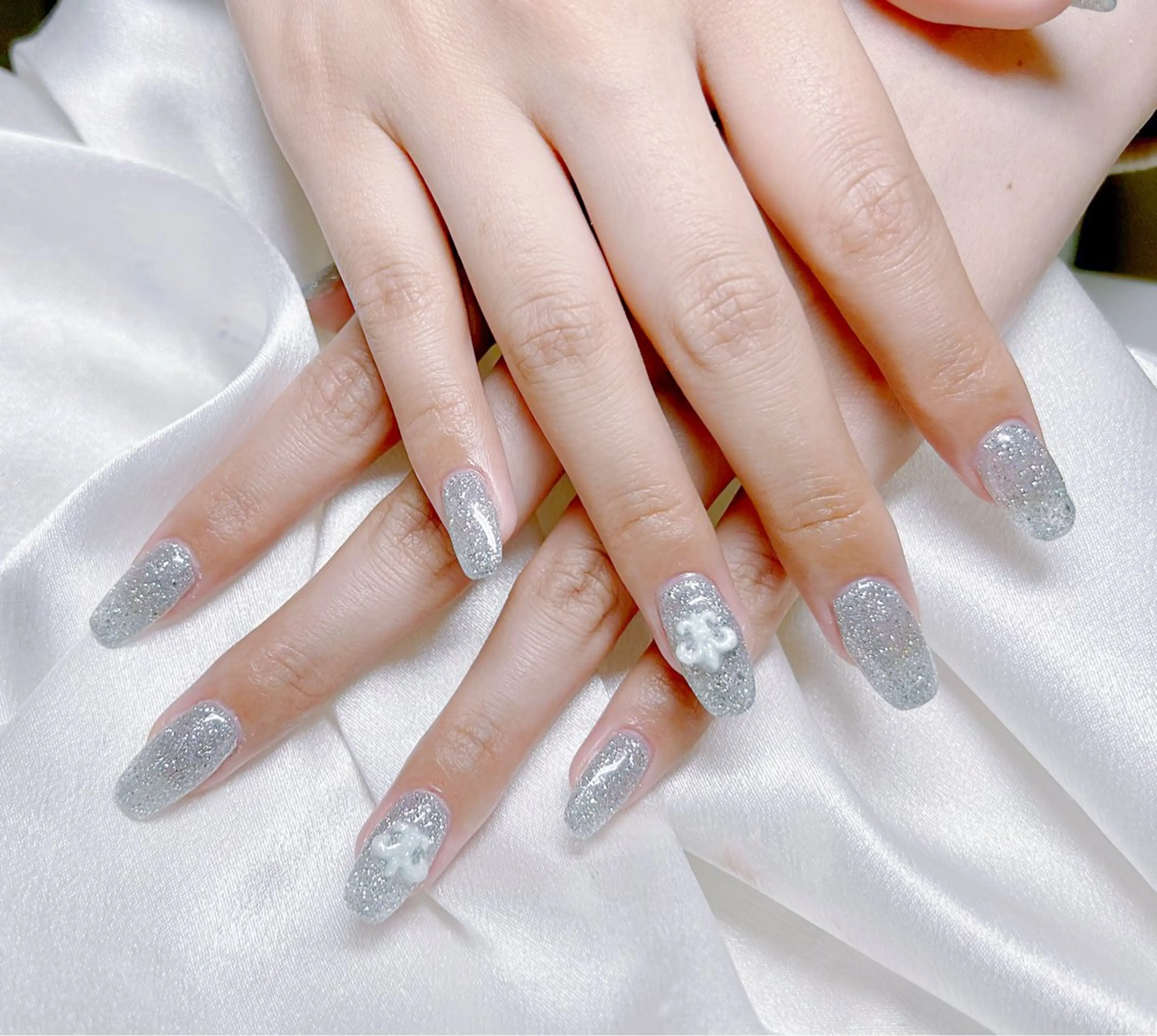 ネイル ハンドネイル Rarity ネイルサロン所属・コウ ヨウのネイルデザイン