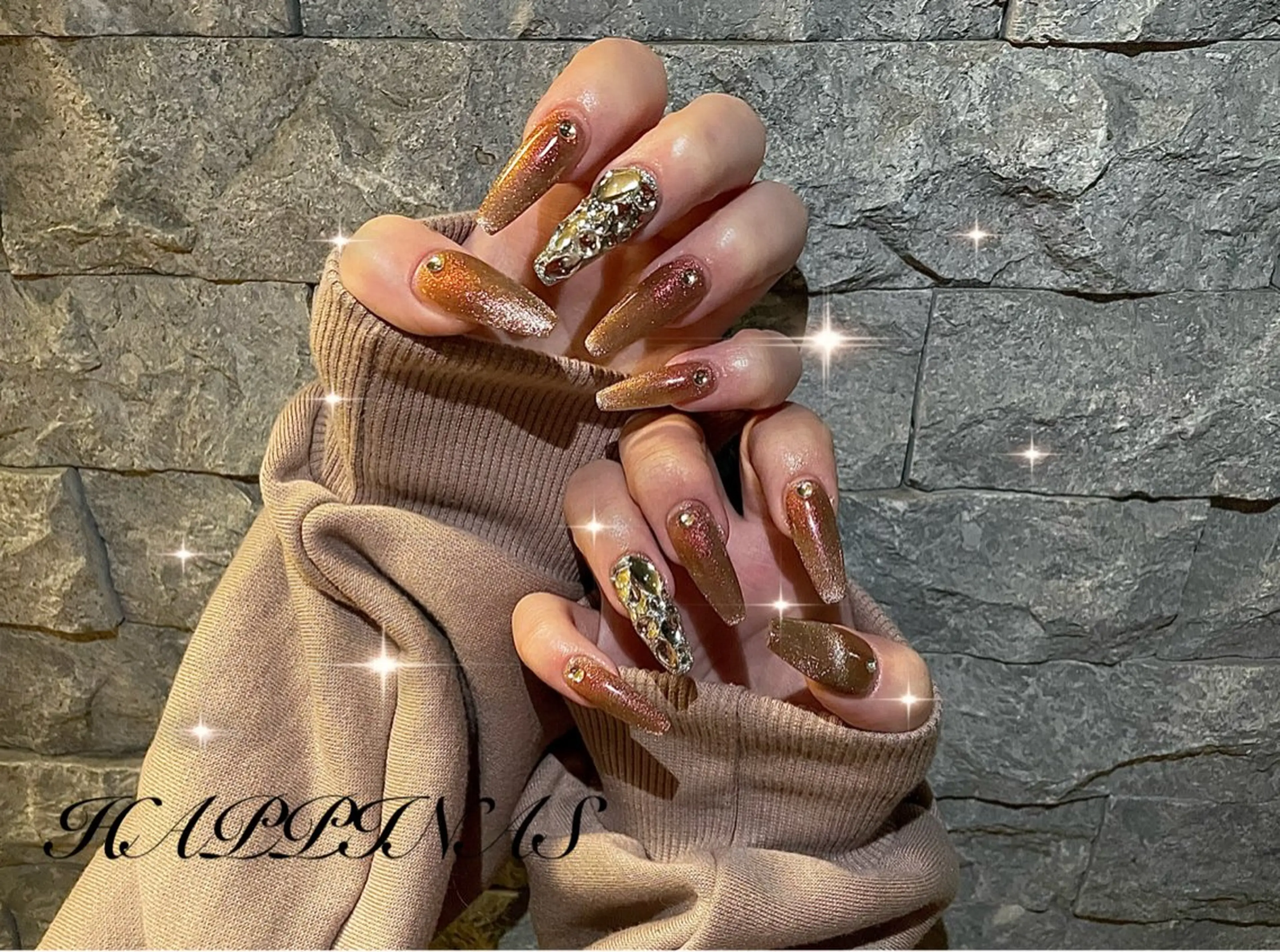 ネイル キラキラネイル ロングネイル マグネットネイル スカルプネイル ハンドネイル HAPPINAS COCONAのネイルデザイン