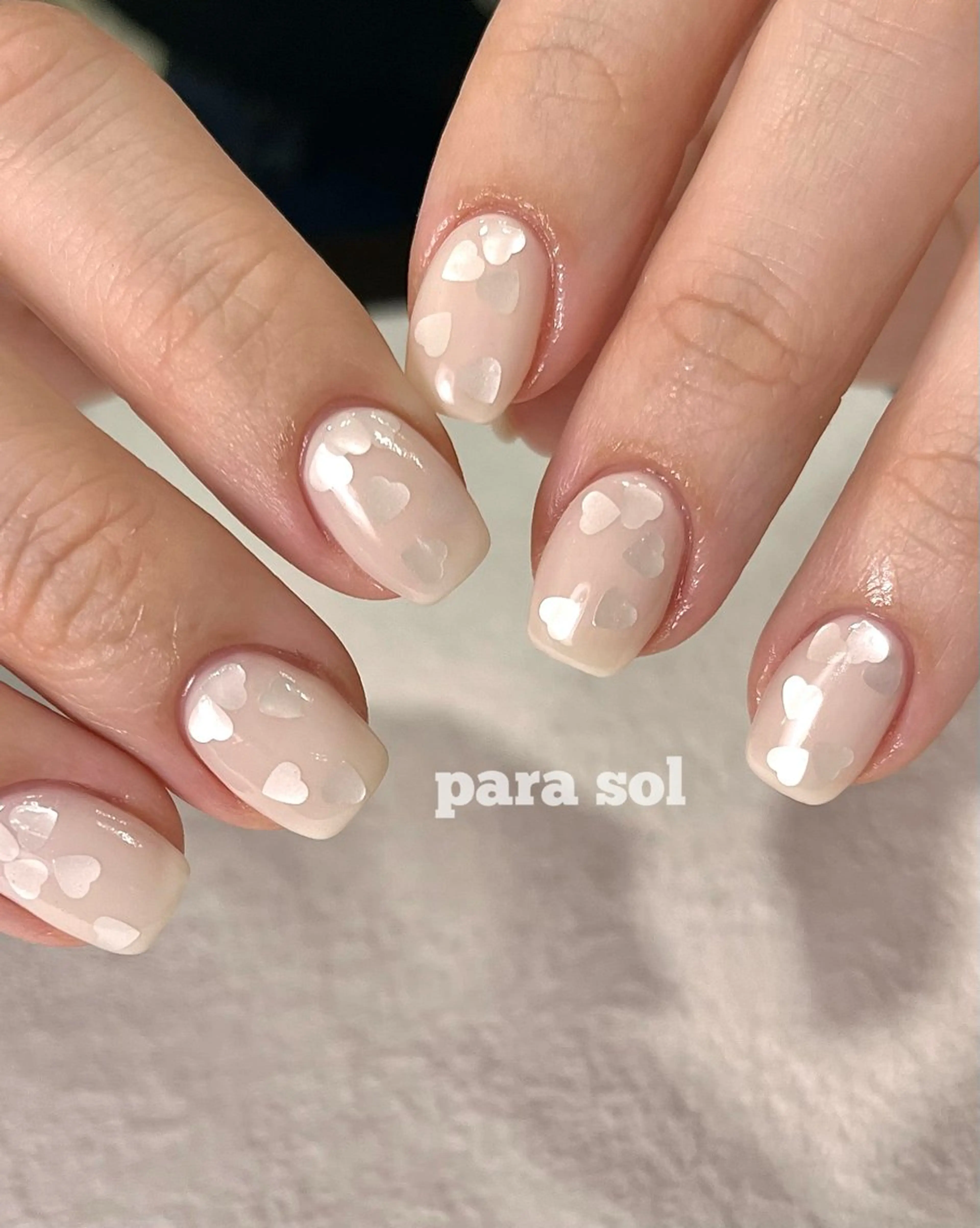 ネイル ジェルネイル ハート パラジェル シンプルネイル ホワイト ハンドネイル para ☀︎ sol by BECK所属・Para Sol nail　Maoのネイルデザイン