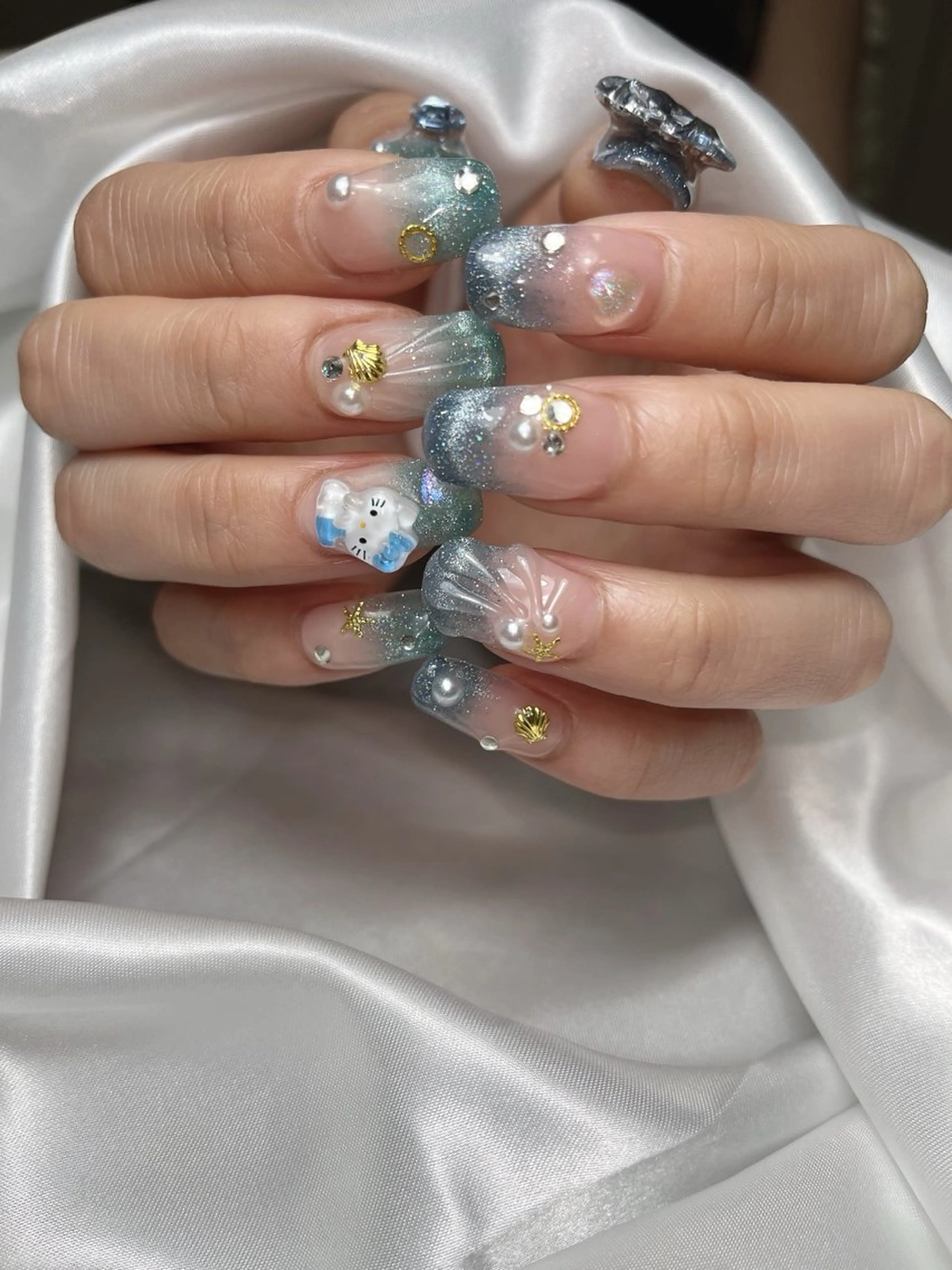 ネイル ハンドネイル shark_nail Aのネイルデザイン