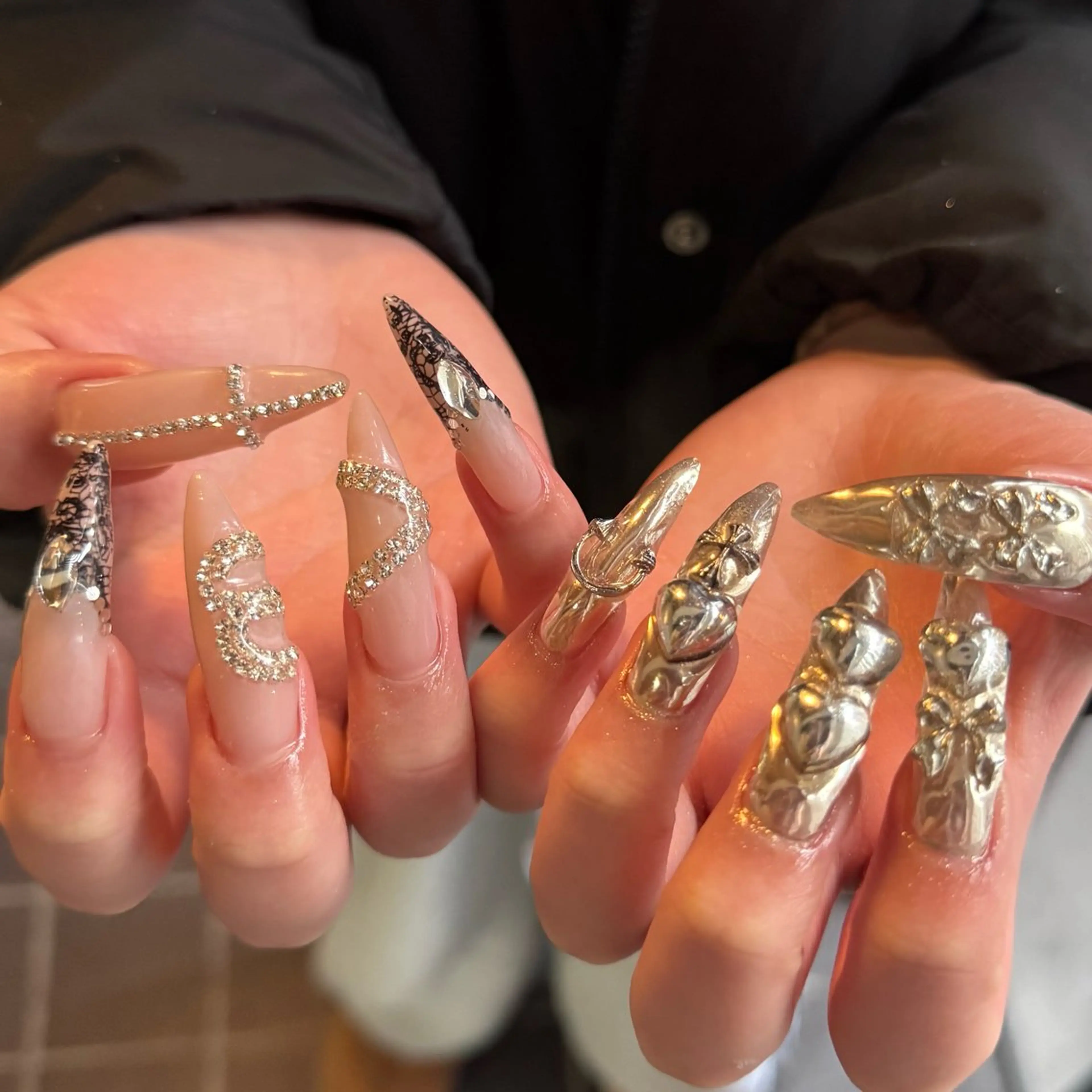 ロング 小川 柚香のネイルデザイン