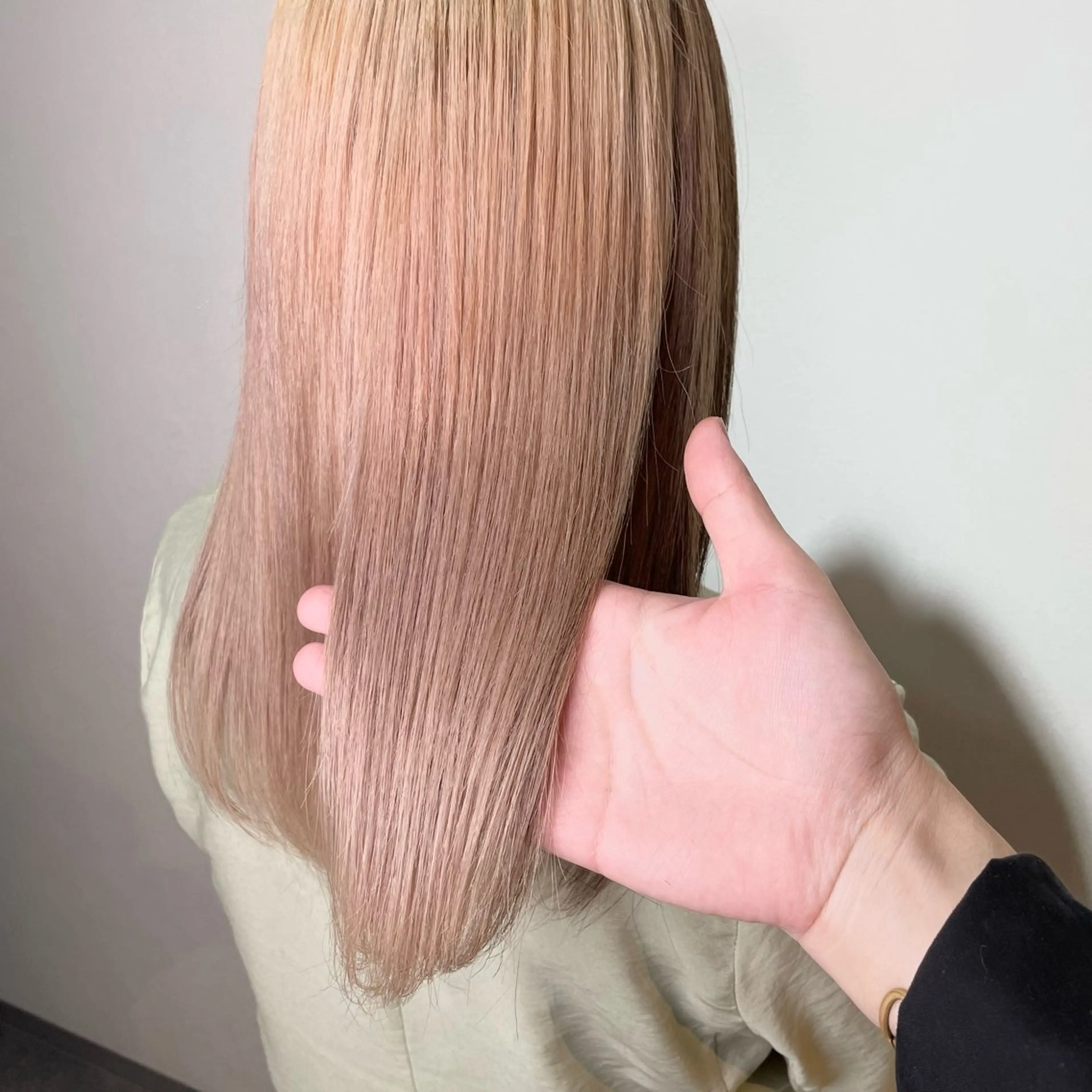 カット＋髪質改善カラー＋最高級ウルトワトリートメントの写真