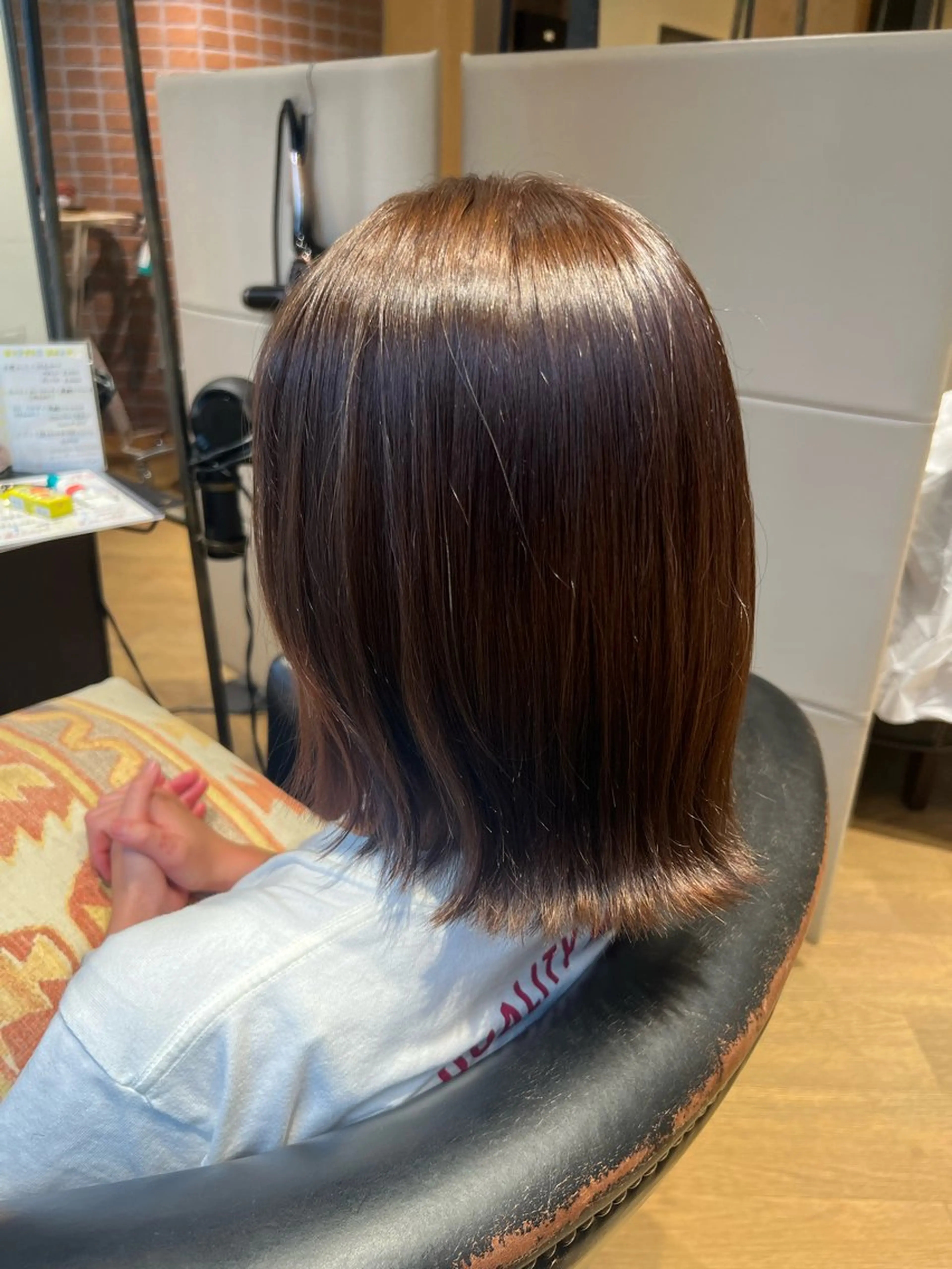 カラー アッシュ 朝海 明華のヘアスタイル