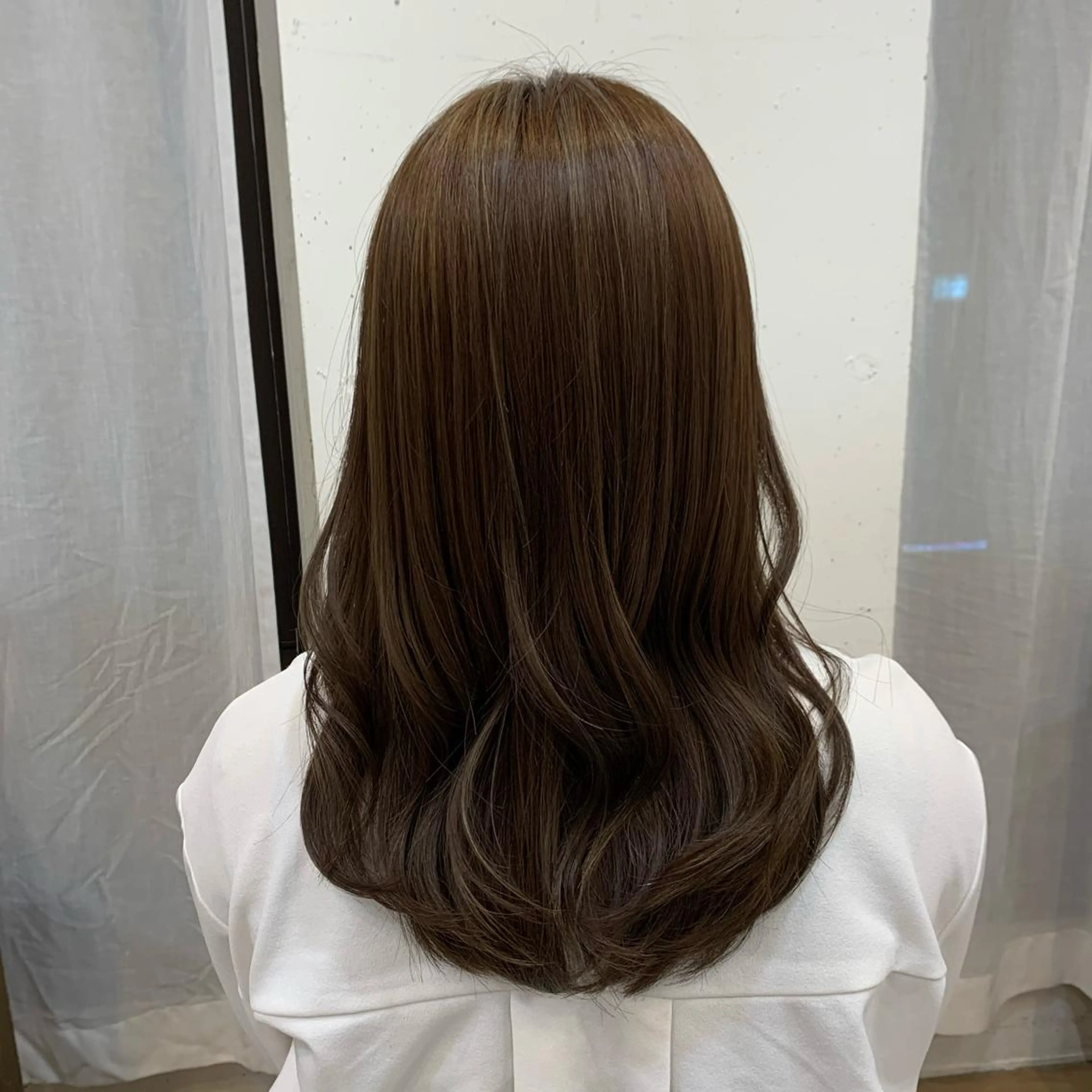 セミロング まろやかカラー🤎 みなとまほのヘアスタイル