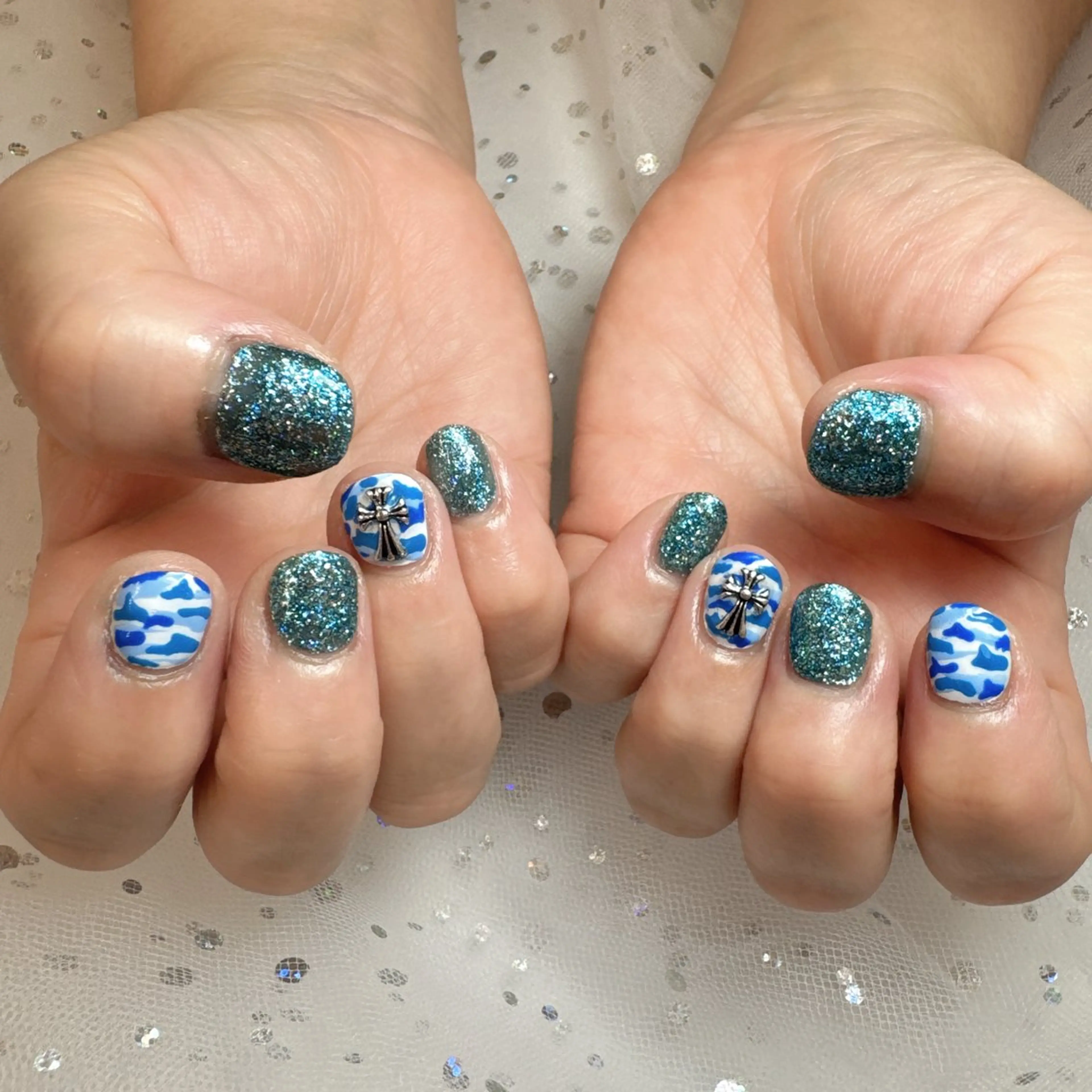 ネイル 岩川 紗野のネイルデザイン