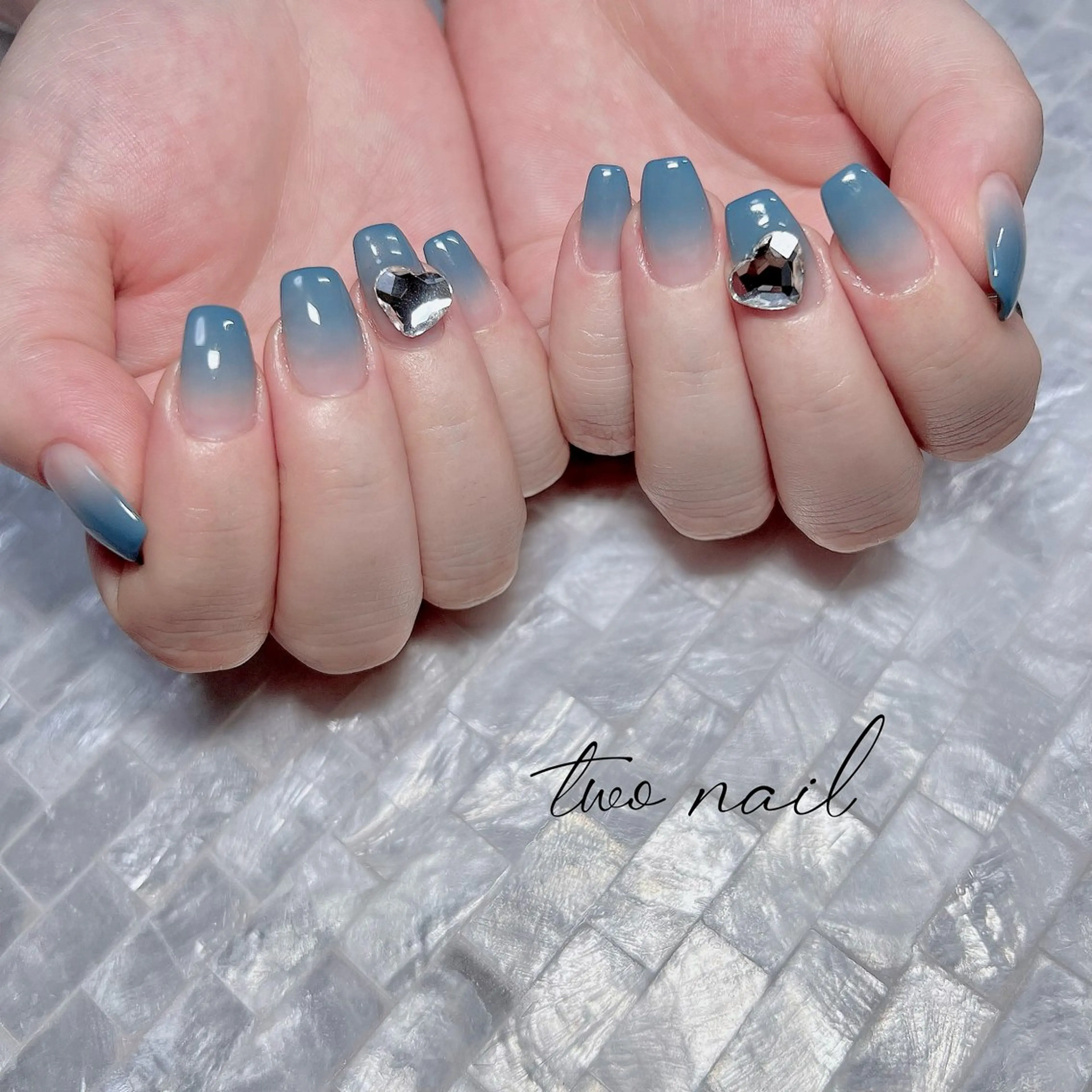 ネイル アートネイル ネイルチップ ホワイト ハンドネイル two nailのネイルデザイン