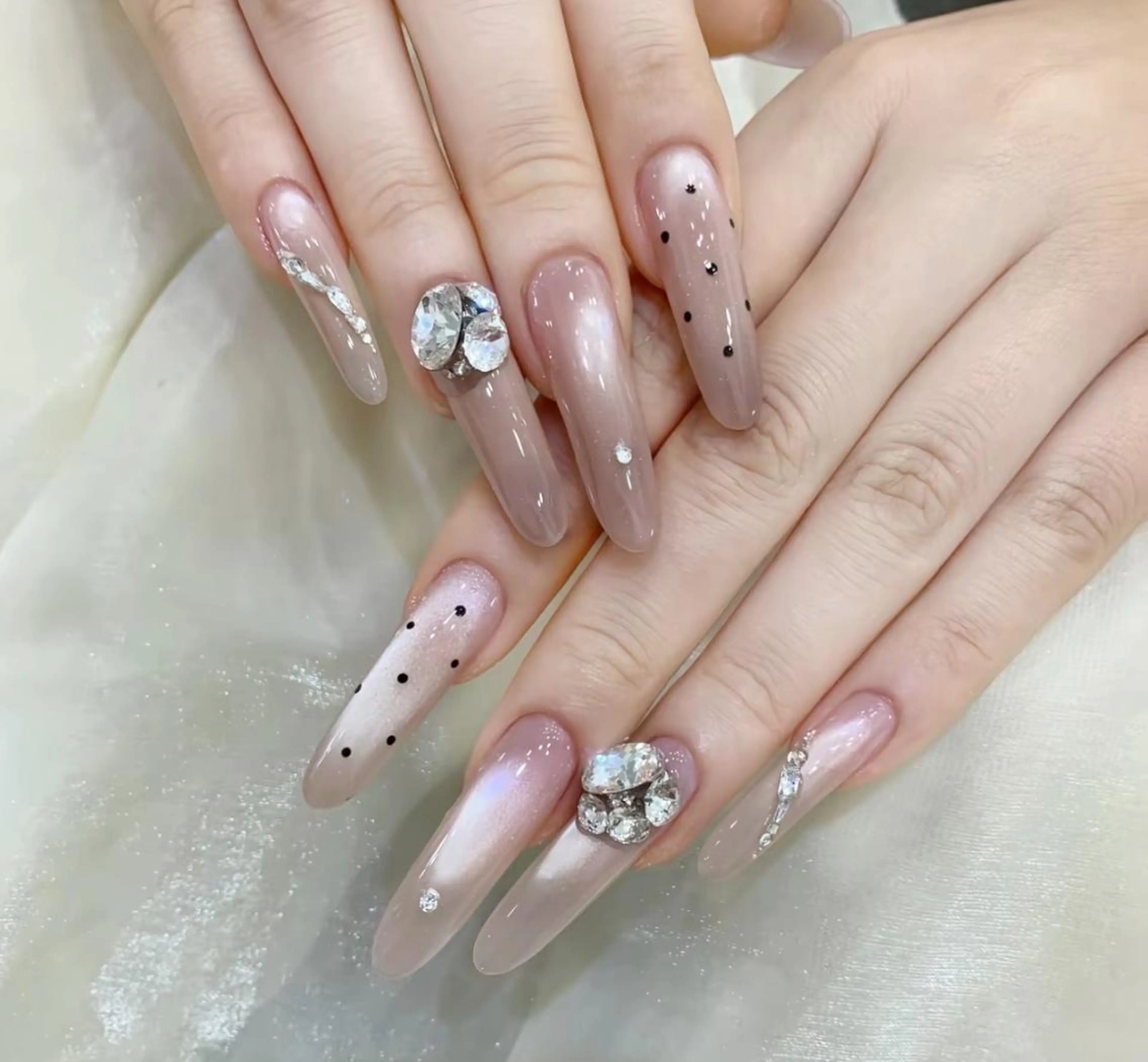 ネイル ハンドネイル Pure&Rich Nailのネイルデザイン